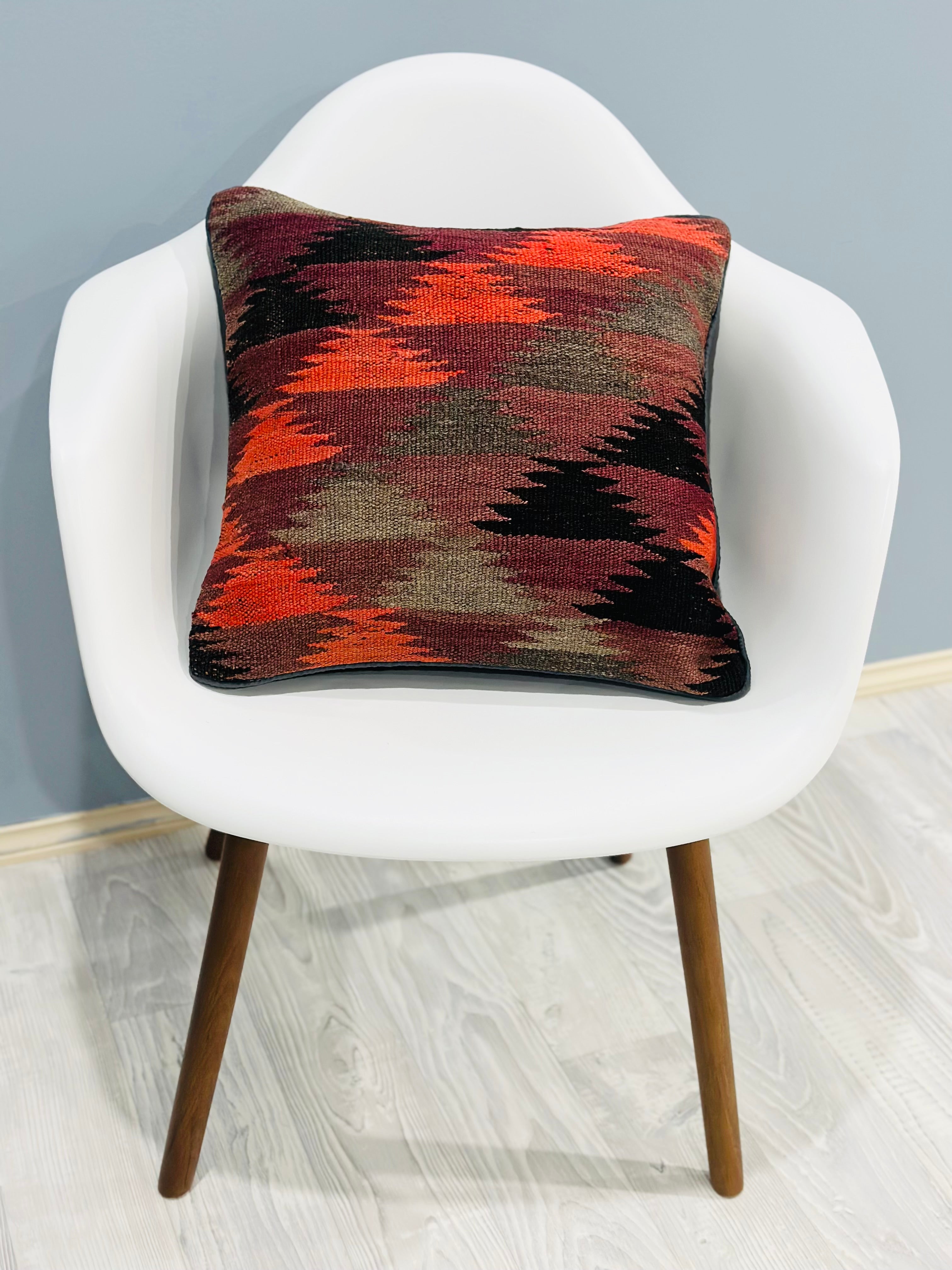 Handmade Traditional Design Cushion Cover 45 CM x 45 CM AF#16