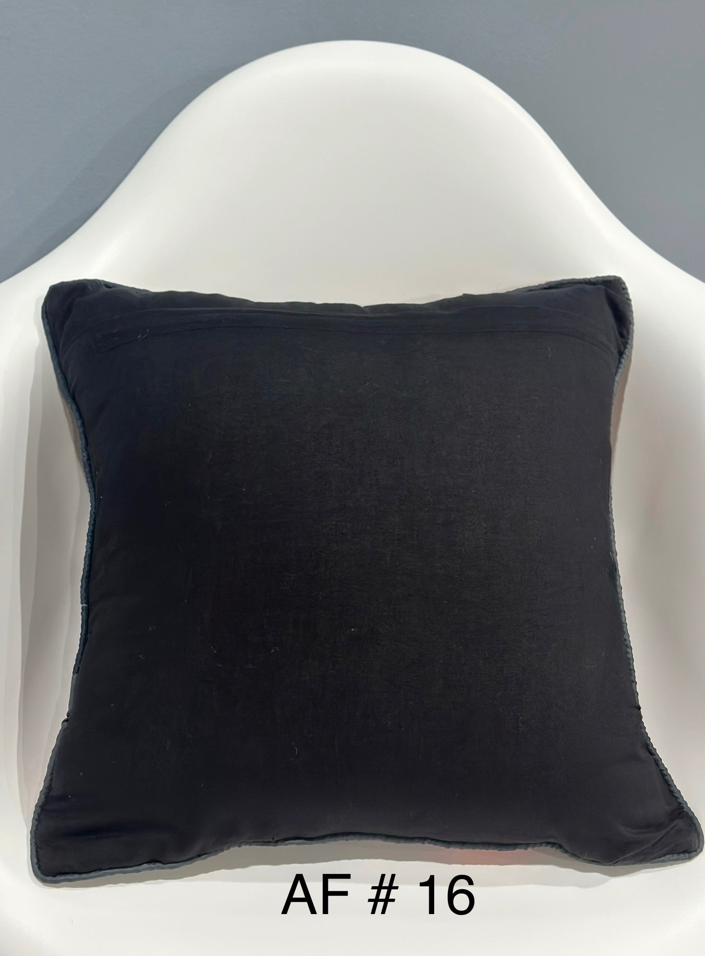 Traditional Kilim Cushion Cover | 45 CM x 45 CM AF#16
