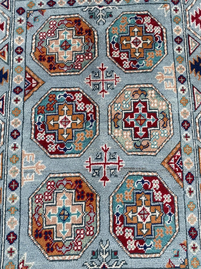 Handmade Traditional Kazak Rug  140 CM x 100 CM ( SS#113)