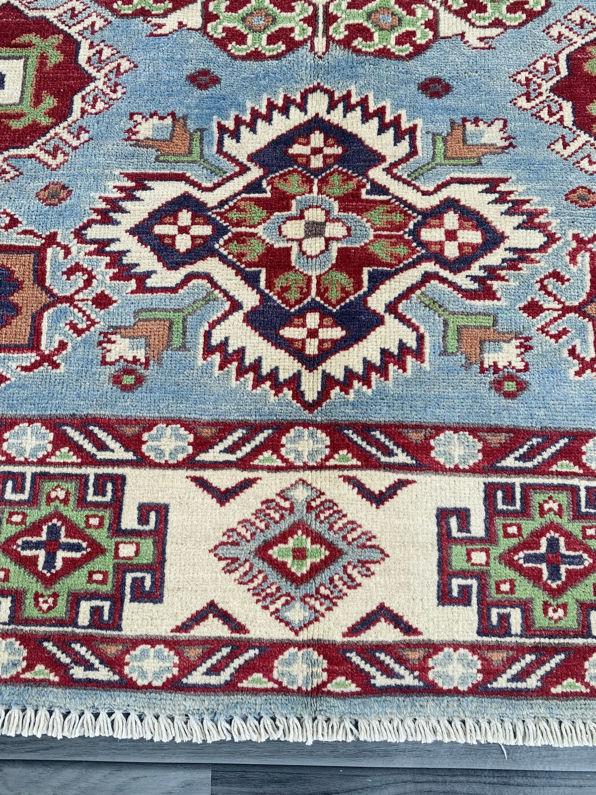 Handmade Traditional Kazak Rug  195 CM x 150 CM ( SS#111)