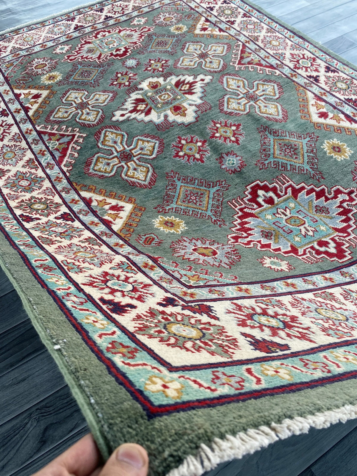 Handmade Traditional Kazak Rug  205 CM x 145 CM ( SS#112)