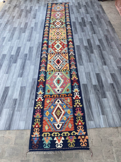 Handmade Flat Weave Kilim Rug 491 cm x 81 cm SK#1118