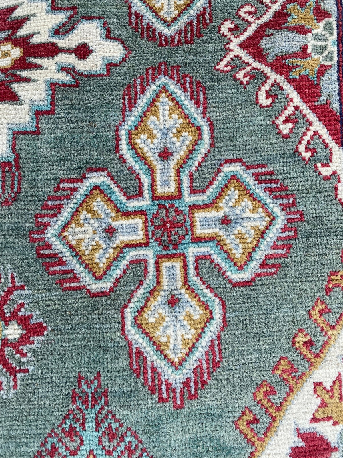 Handmade Traditional Kazak Rug  205 CM x 145 CM ( SS#112)