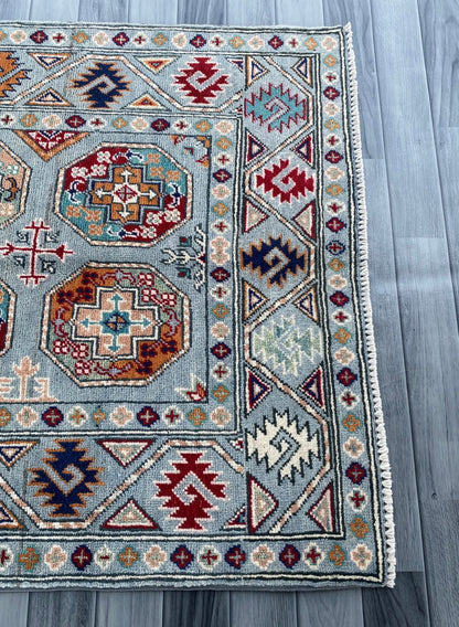 Handmade Traditional Kazak Rug  140 CM x 100 CM ( SS#113)