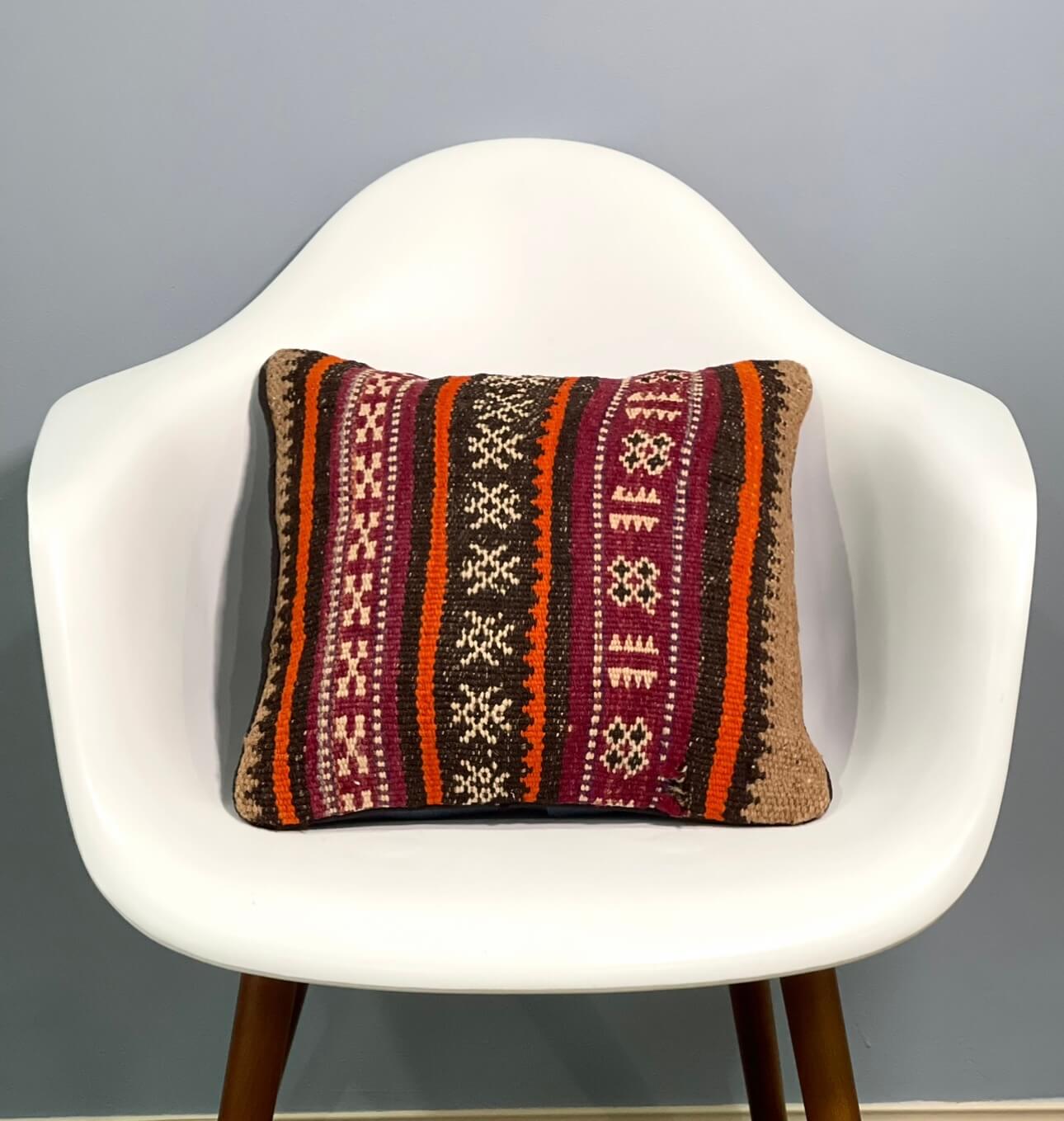 Traditional  Design Cushion Cover 40cm X 40cm AF#155
