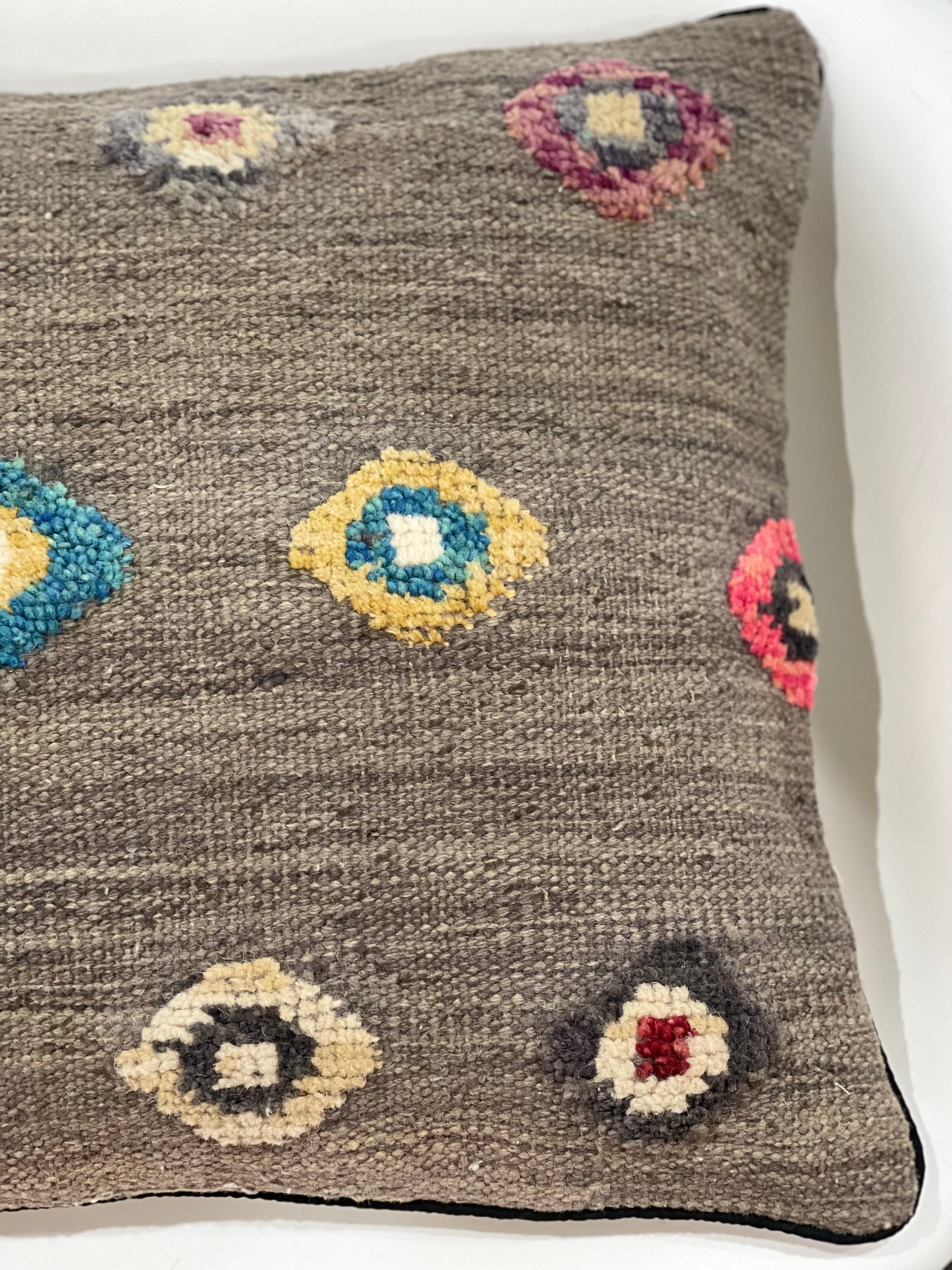 Handmade Modern Design Cushion Cover 45 CM x 45 CM AF#666