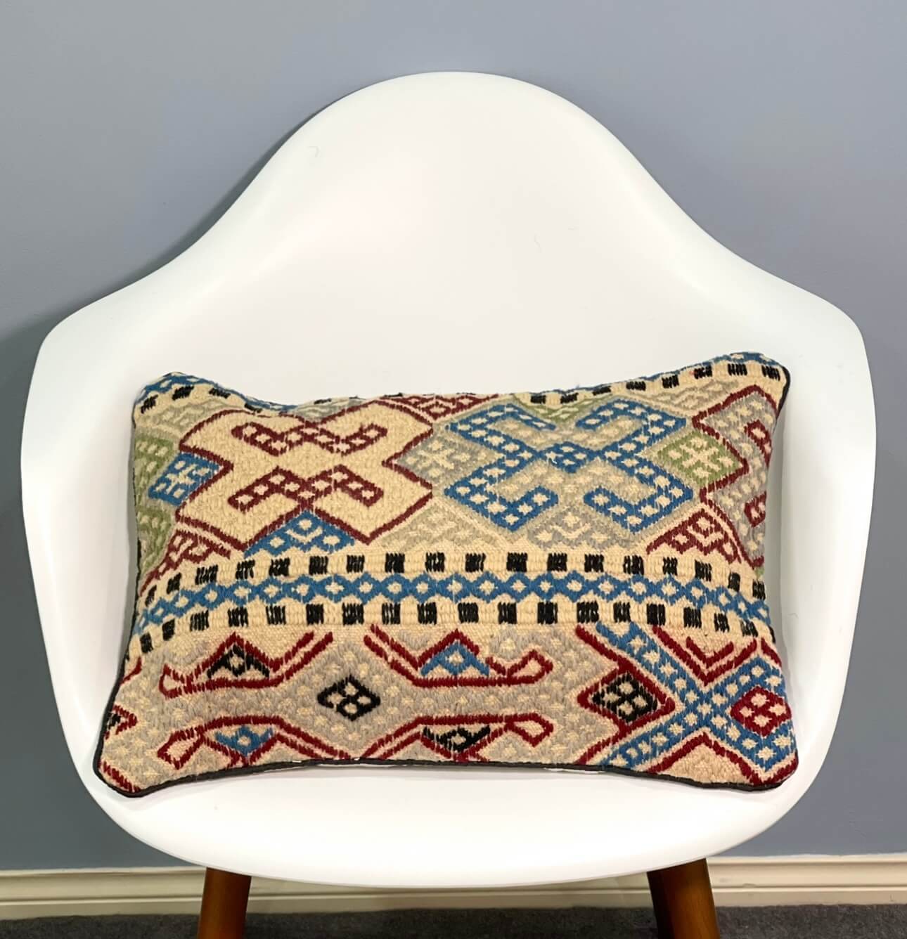 Kuchi Design Cushion 55 cm x 35 cm (Traditional) AF#141