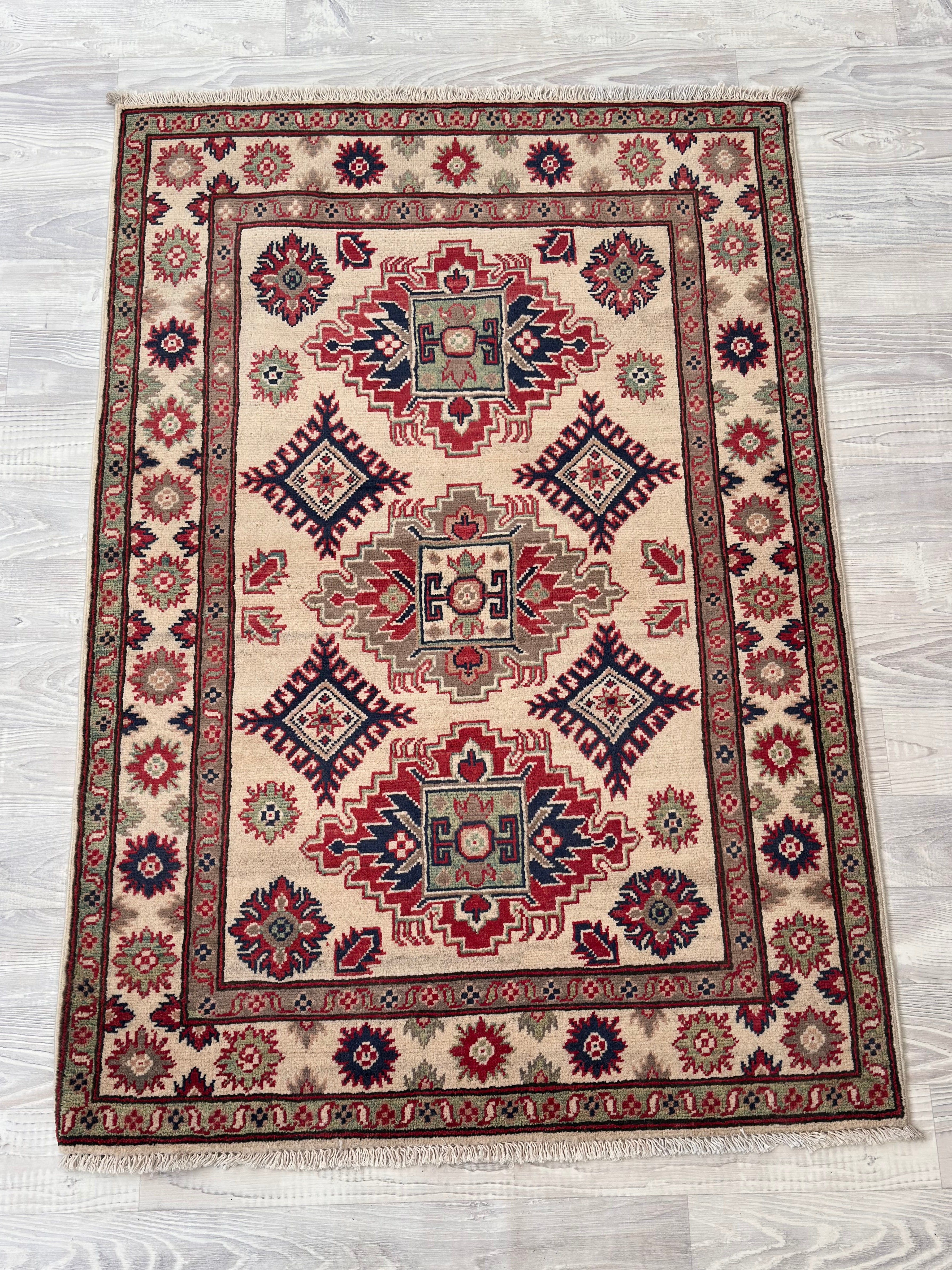 Handmade Traditional Kazak Rug 162 CM x 110 CM KSA#5039
