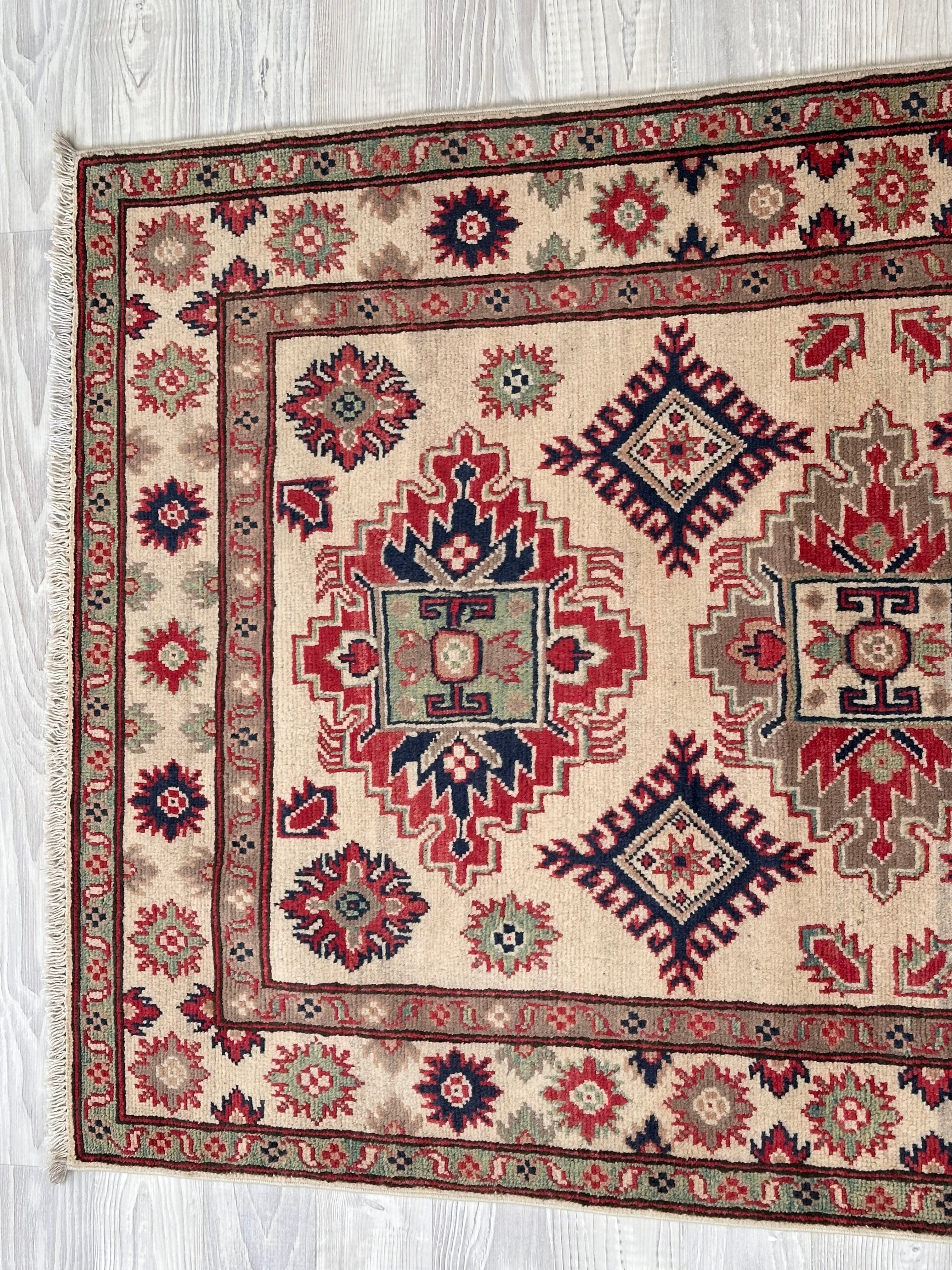 Handmade Traditional Kazak Rug 162 CM x 110 CM KSA#5039