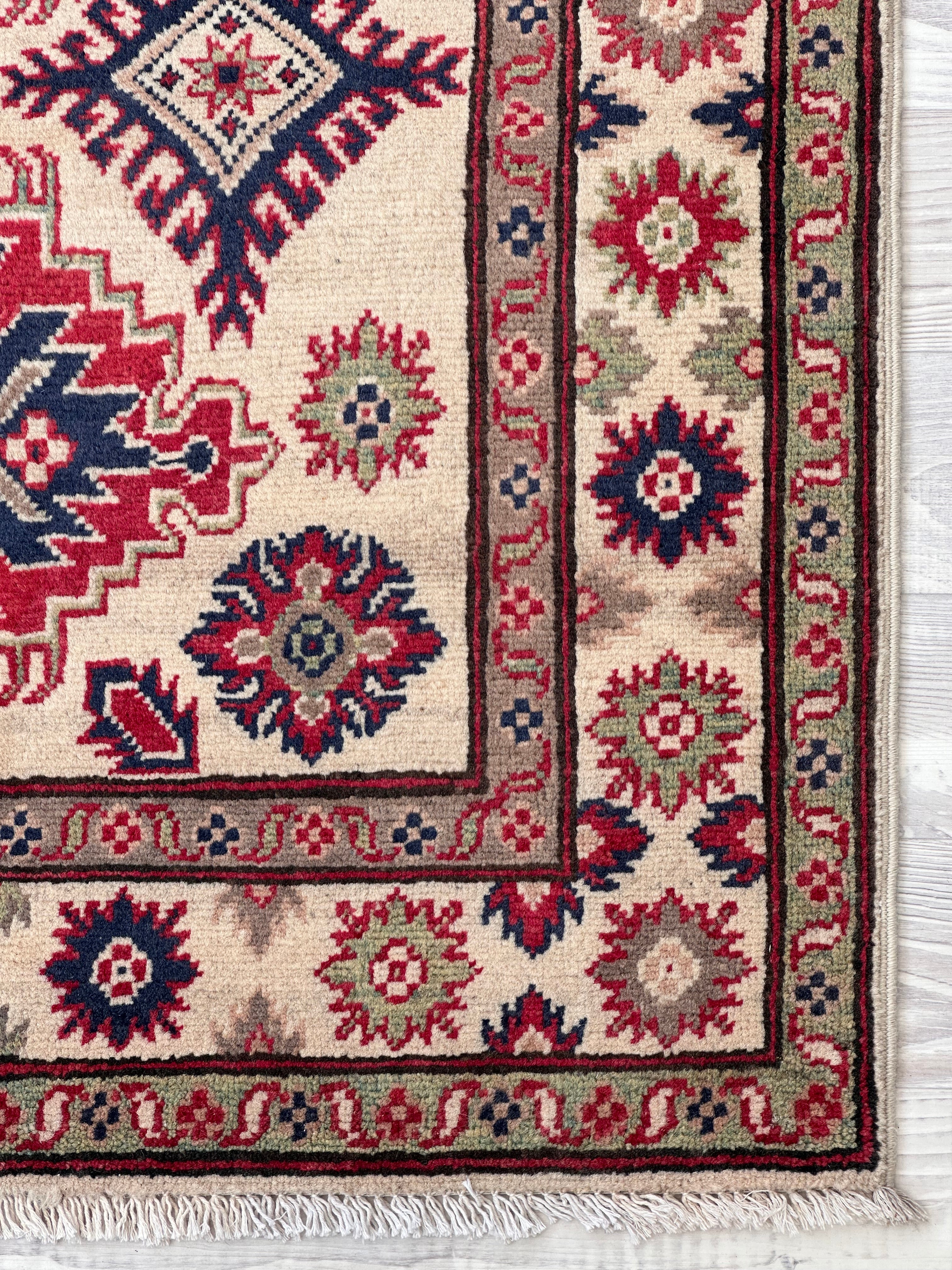 Handmade Traditional Kazak Rug 162 CM x 110 CM KSA#5039