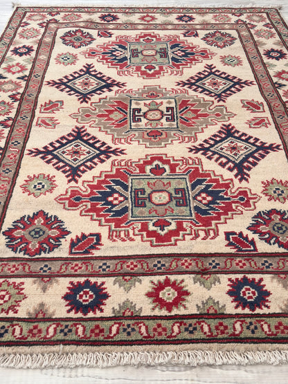Handmade Traditional Kazak Rug ( 162 CM x 110 CM ) KSA#5039