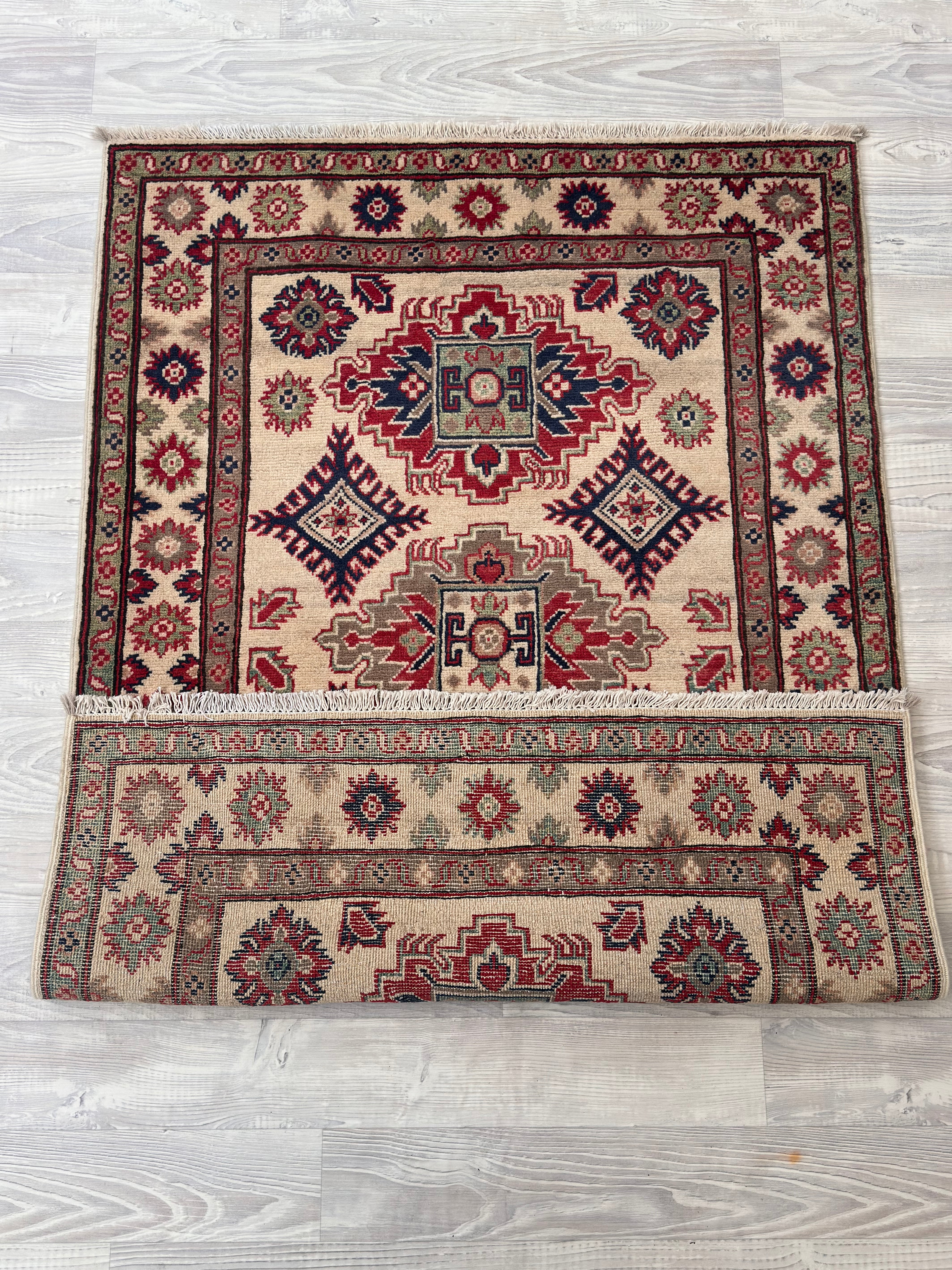 Handmade Traditional Kazak Rug 162 CM x 110 CM KSA#5039