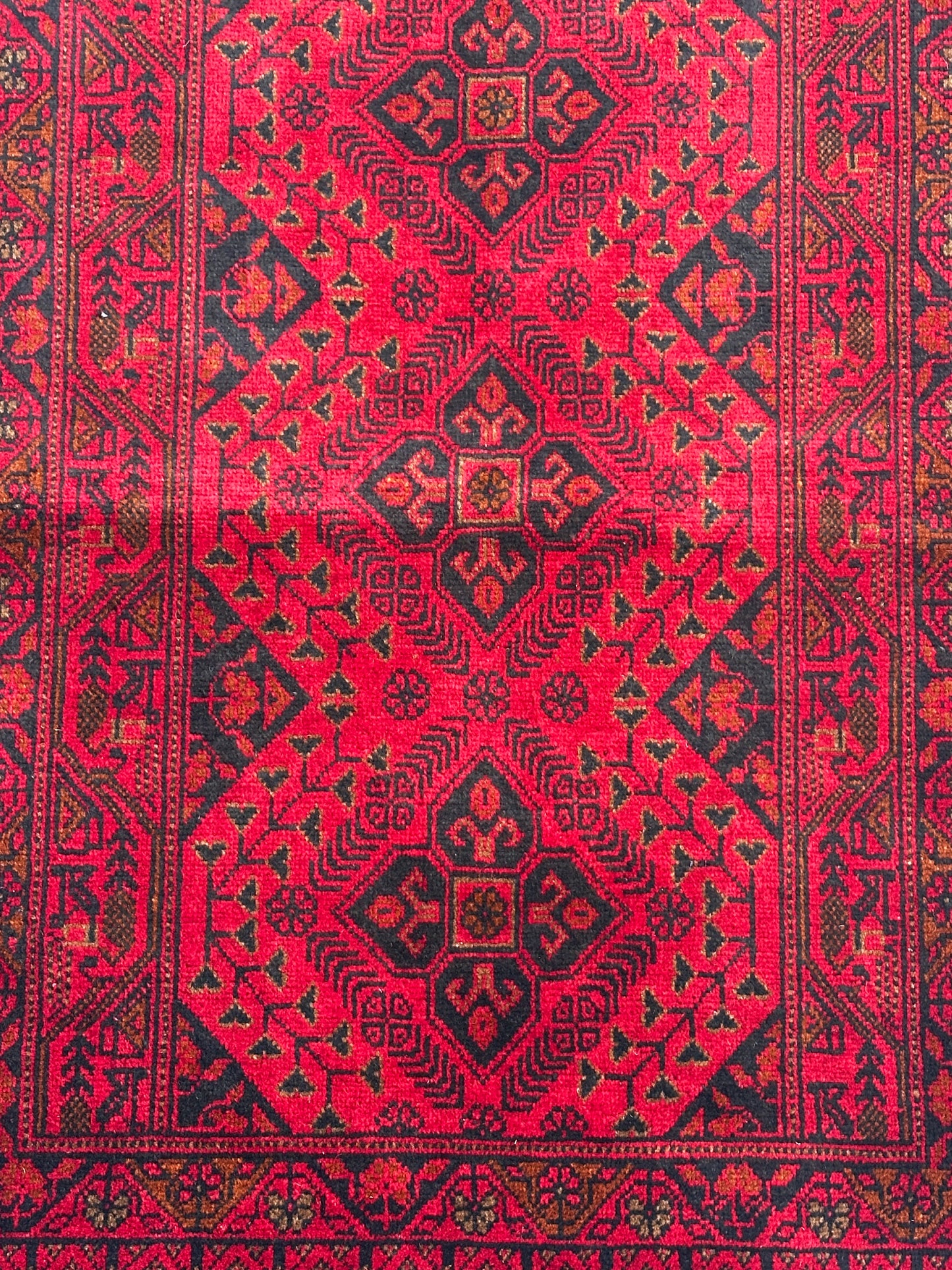 Handmade Red Colour Traditional Wool Rug 120 CM x 80 CM  KSA#5040