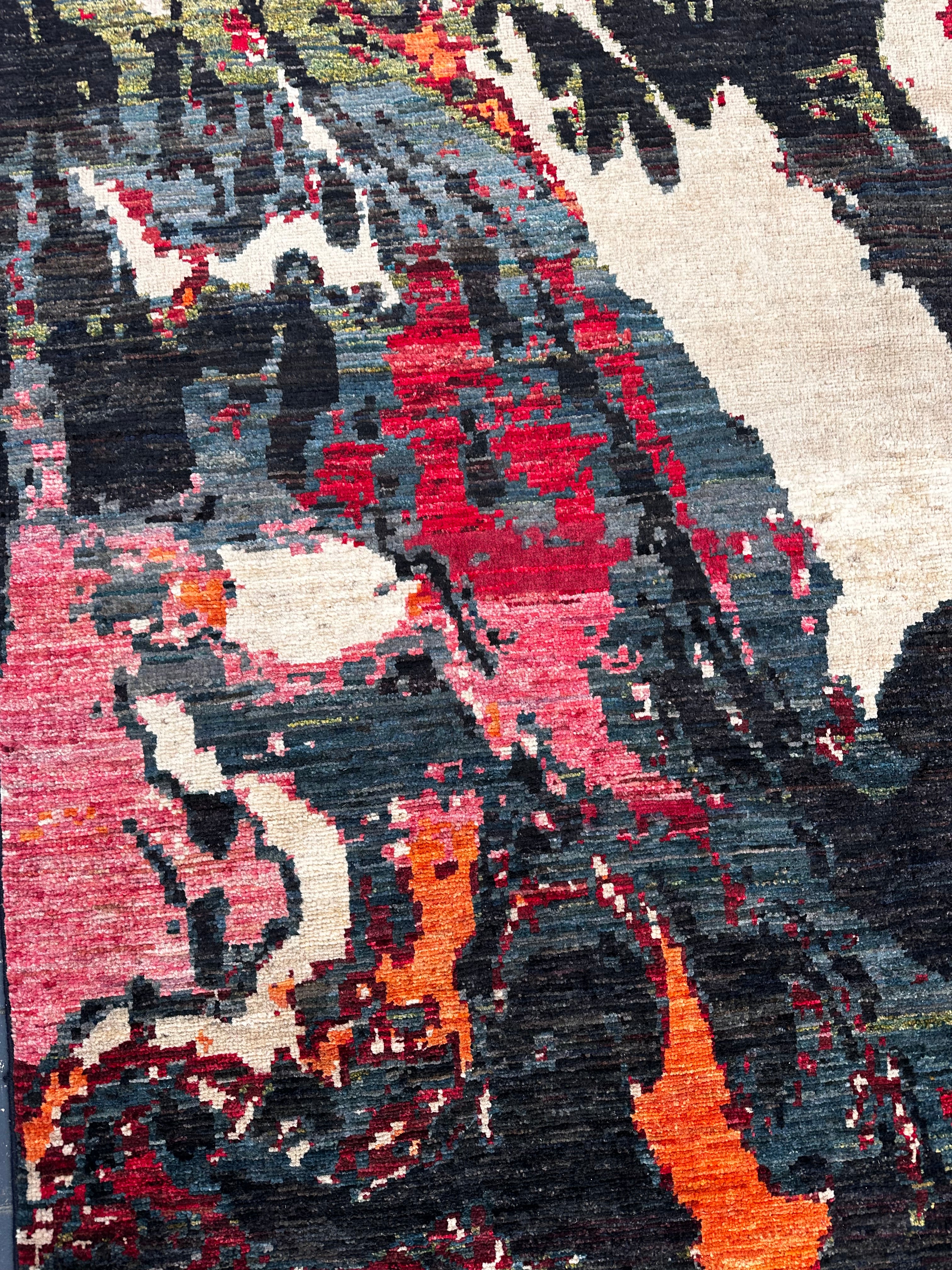 Handmade Ember Abstract Modern Wool Rug,  235 CM x 175 CM