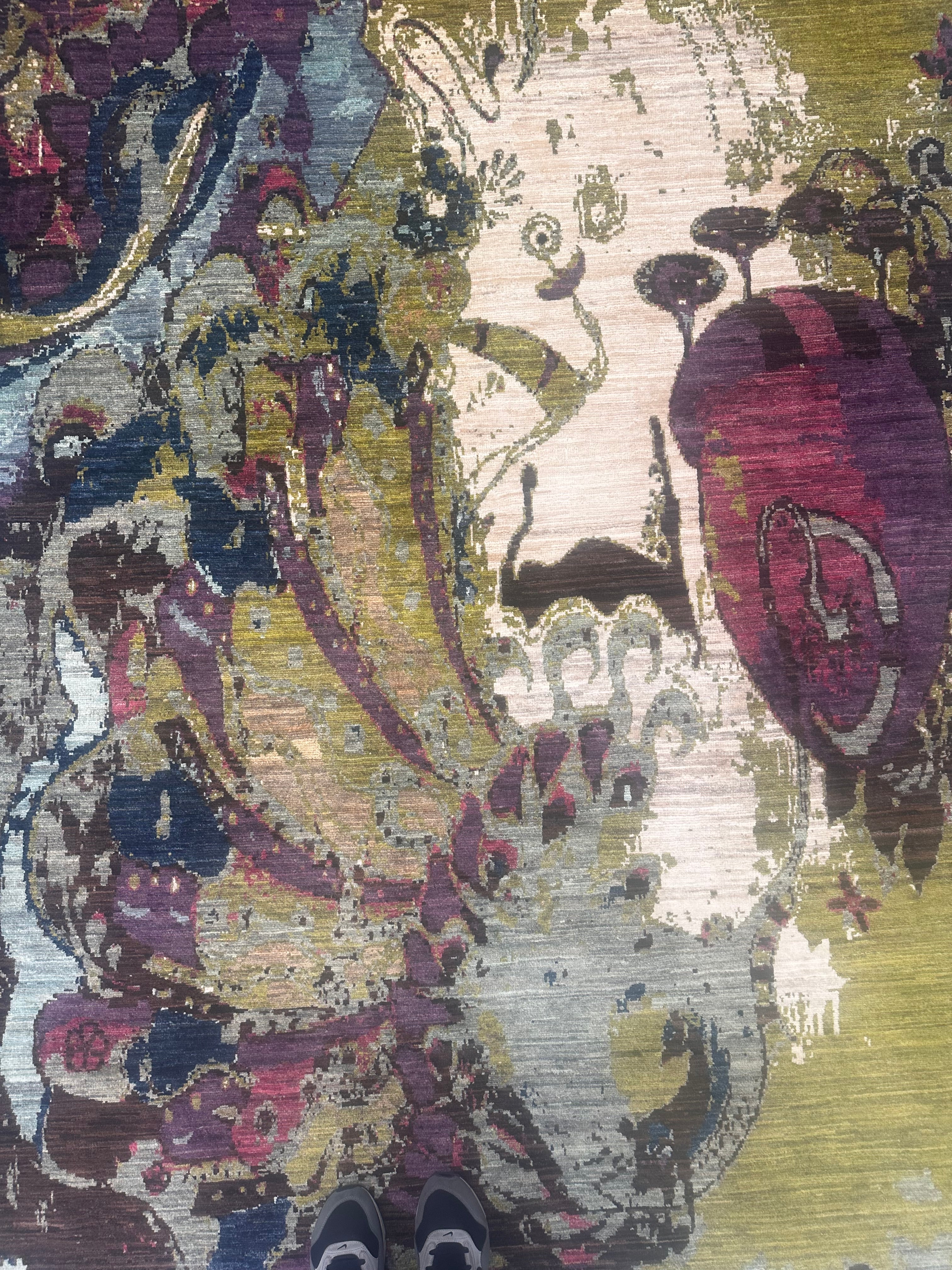 Hand Knotted Modern Wool Rug  235 CM x 175 CM SK# 2025