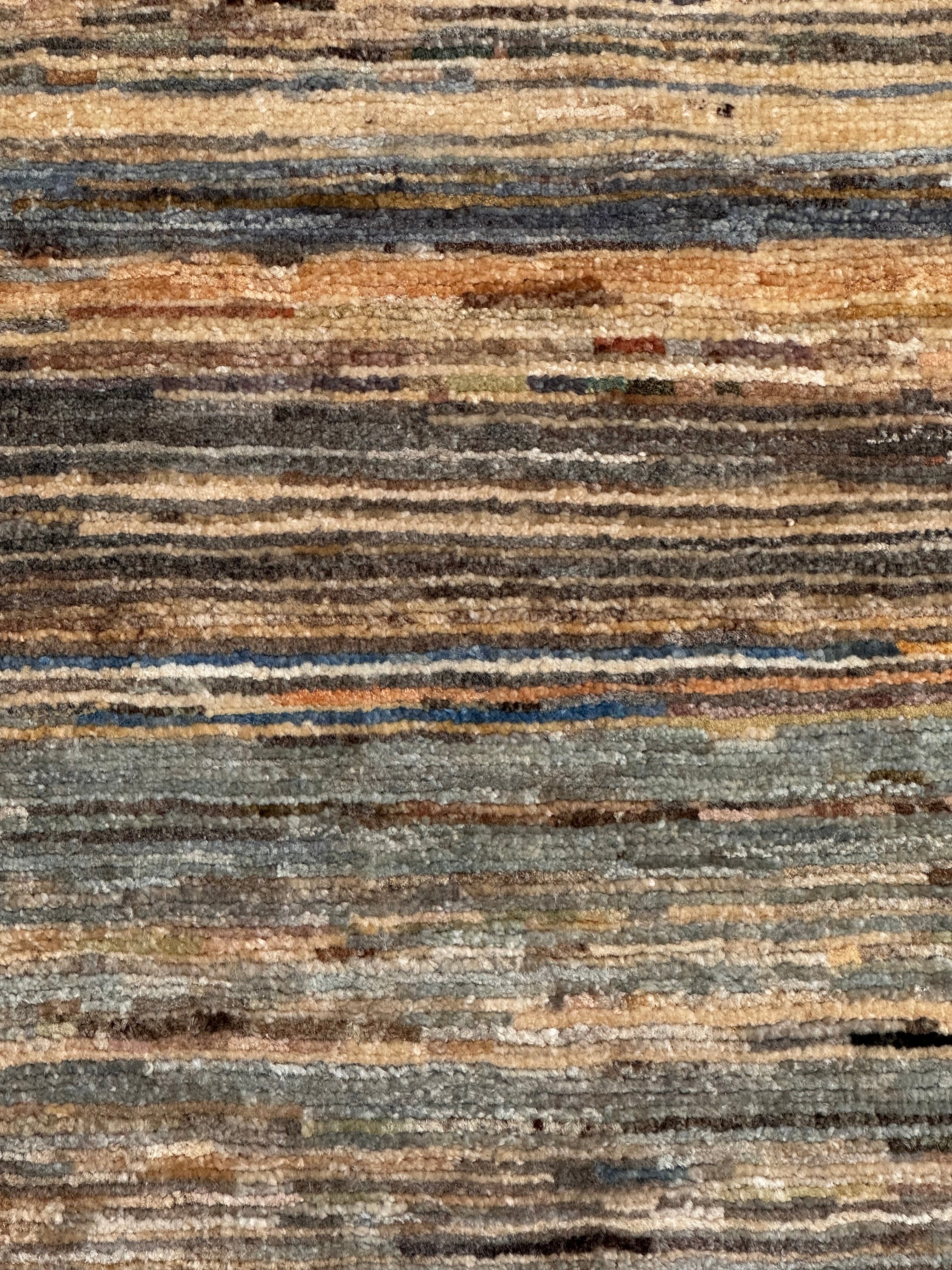 Handmade Earth Tone Modern Wool Rug, 172 CM x 118 CM