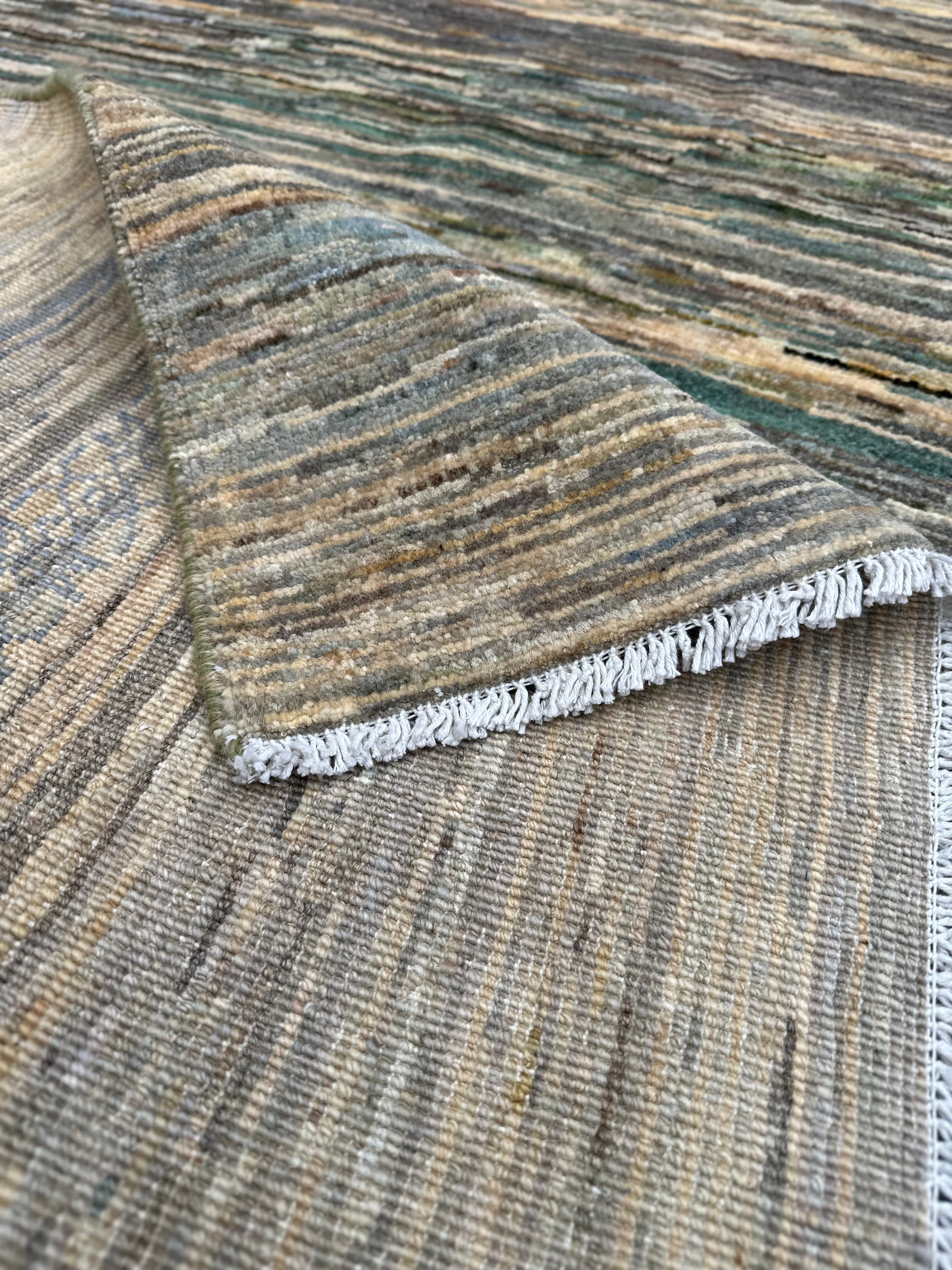 Handmade Earth Tone Modern Wool Rug, 172 CM x 118 CM