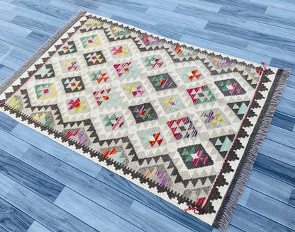 Handmade Afghan Chobi Kilim Rug 152 CM x 102 CM ( SS # 06 ).