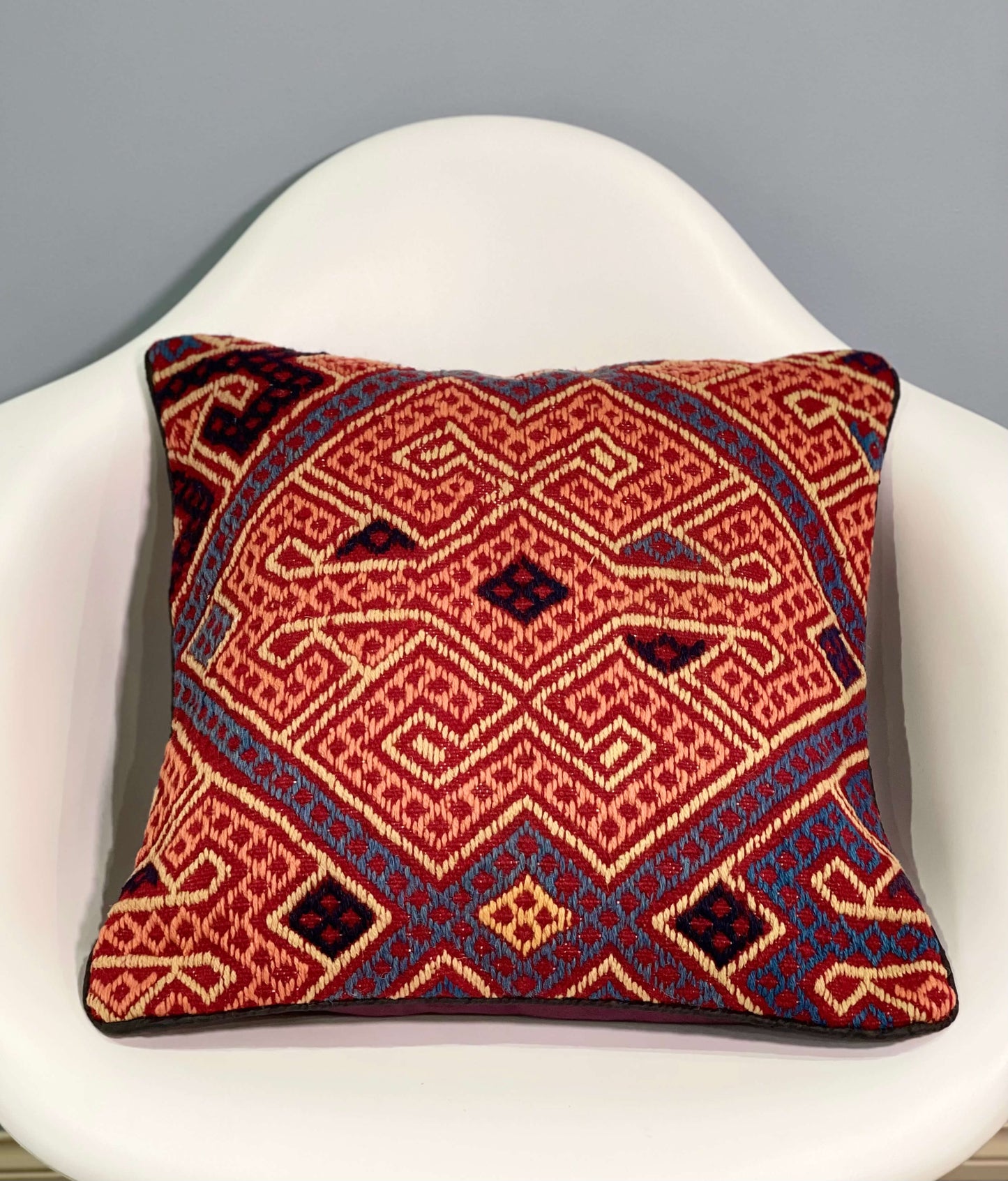 Kuchi Design Cushion 45 cm x 45 cm (Traditional) AF#93