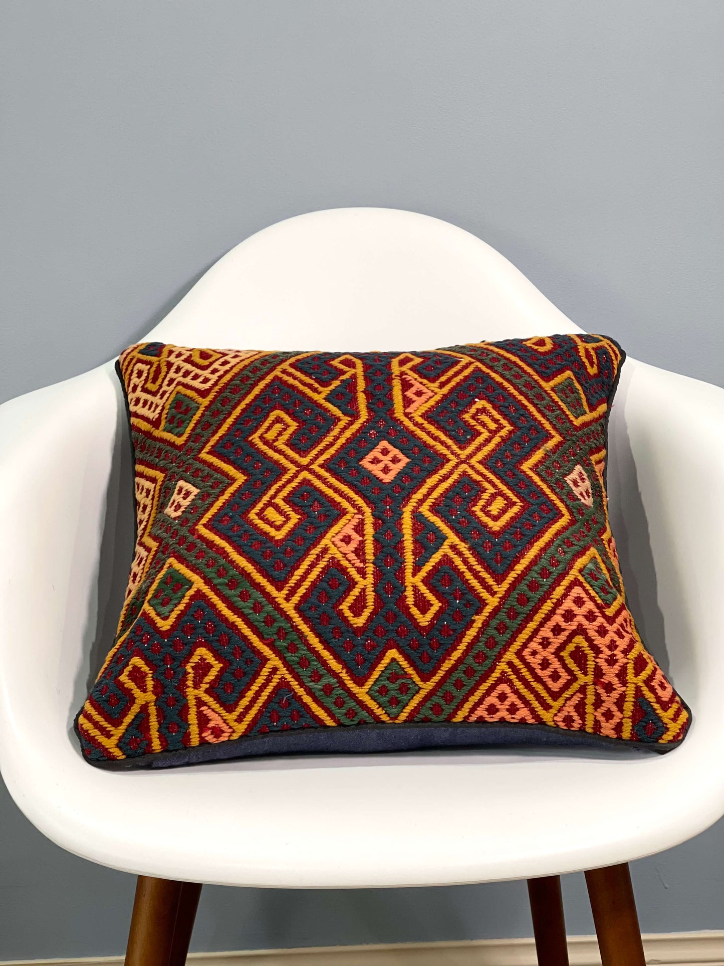 Kuchi Style Cushion Cover 45cm X 45cm AF#103