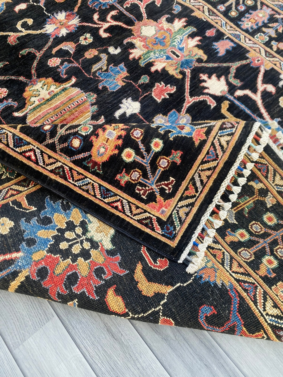 Hand Knotted Chobi Wool Rug  202 CM x 150 CM SK# 1382