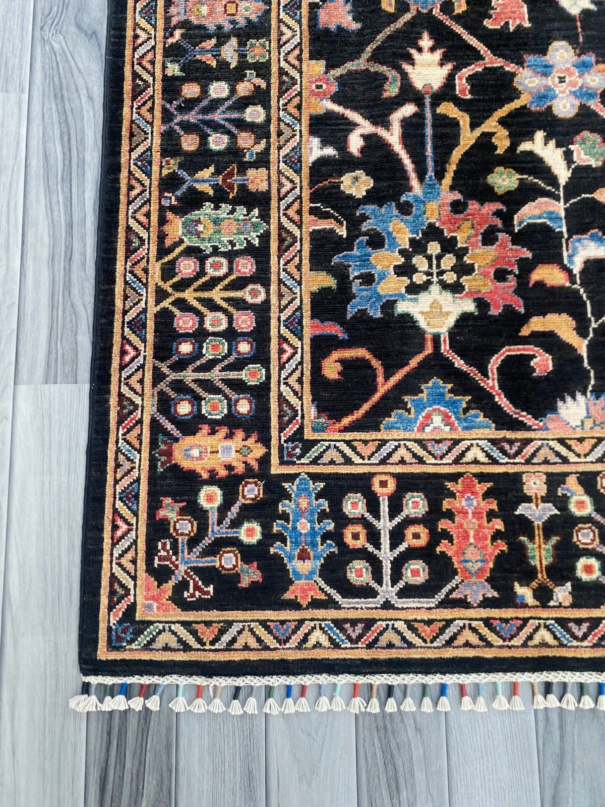 Hand Knotted Chobi Wool Rug  202 CM x 150 CM SK# 1382