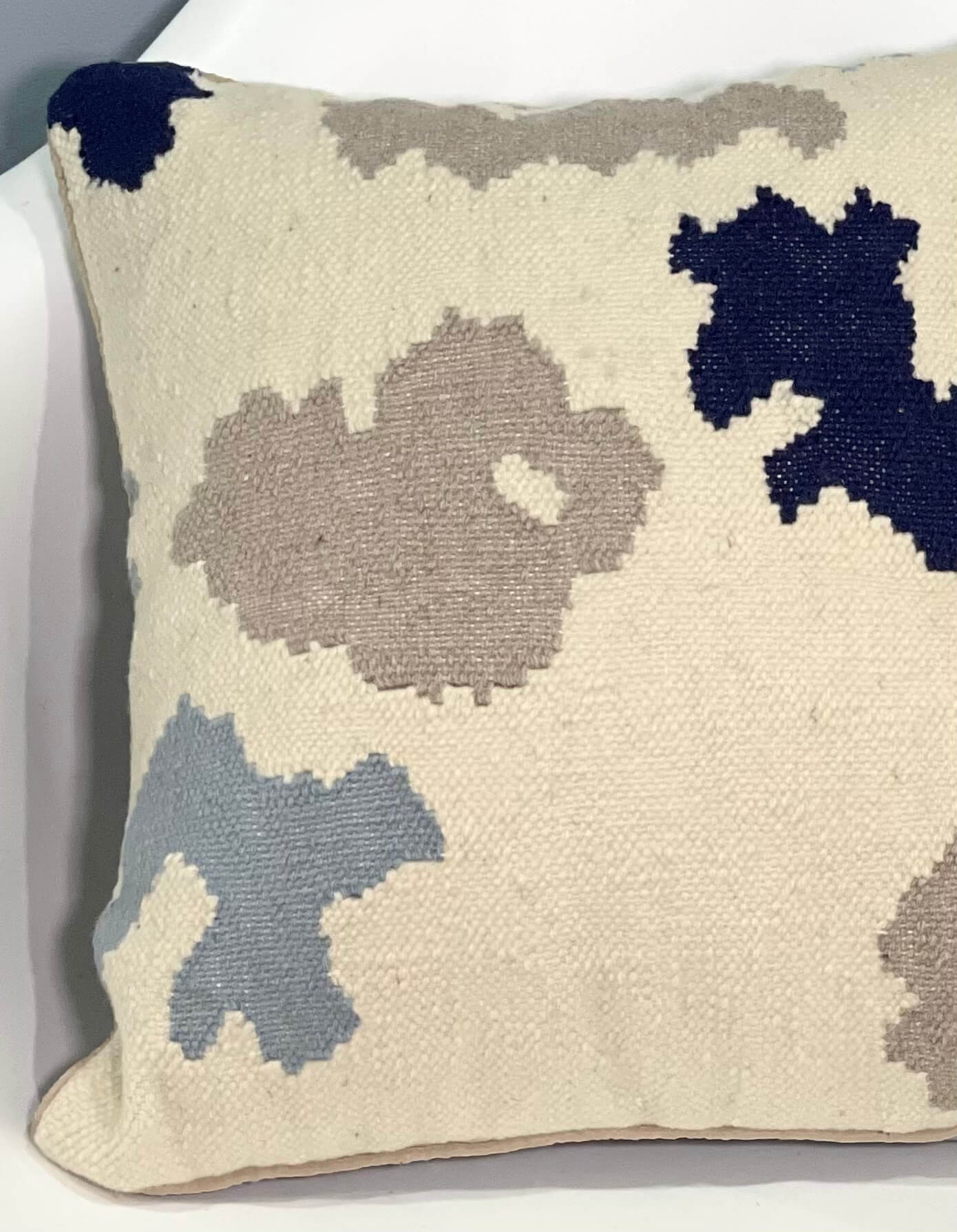 Modern Cushion Cover 45cm X 45cm AF#111