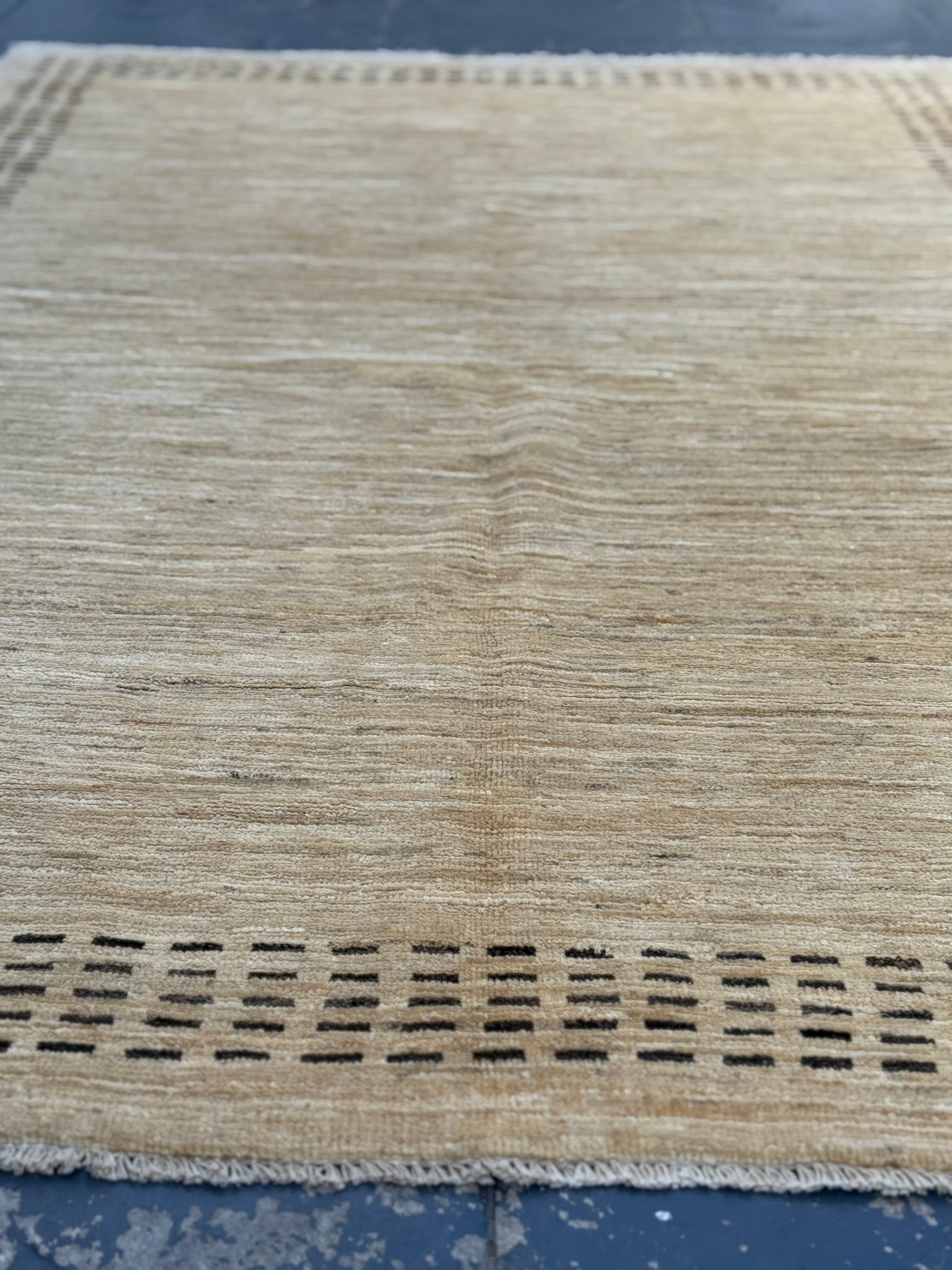 Handmade Afghan Modern Cream Rug, 225 x 145 CM