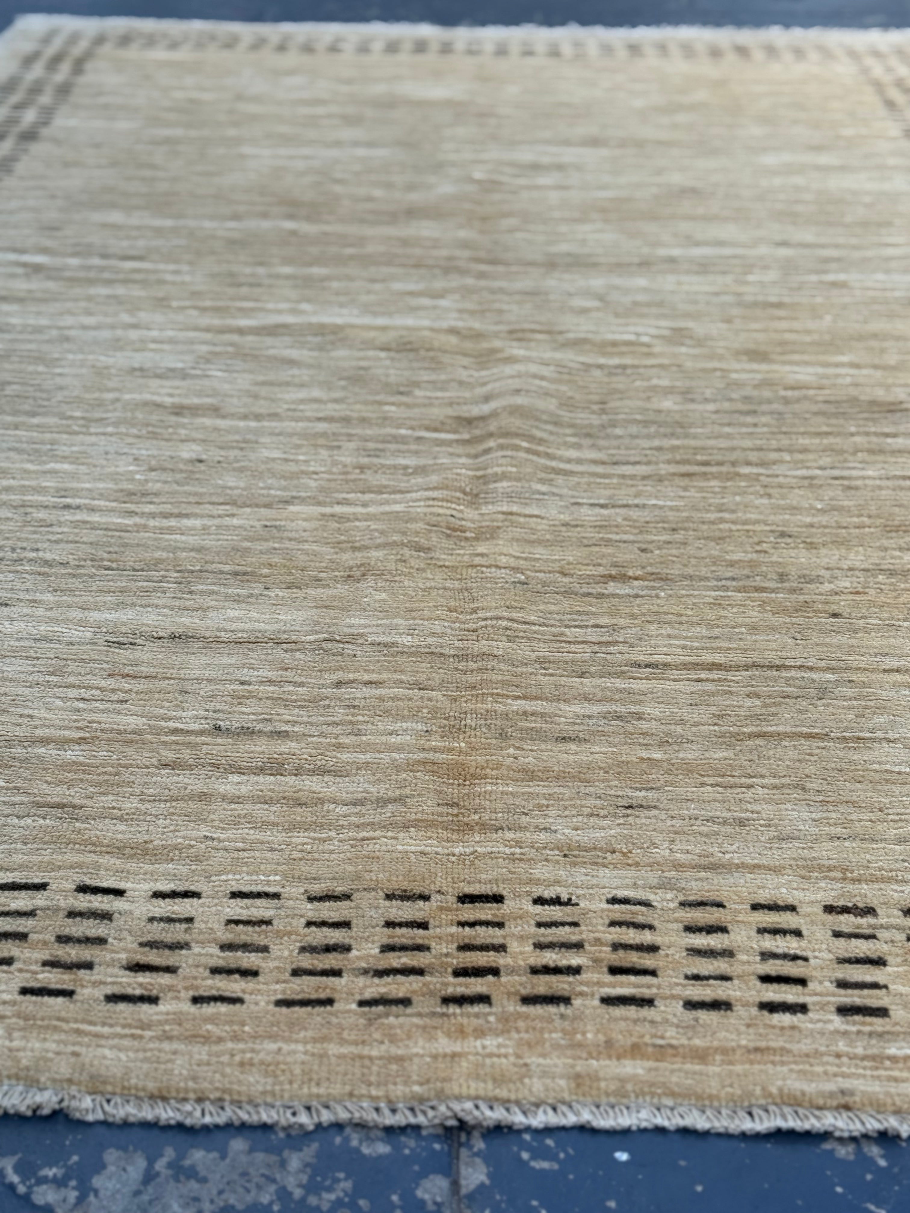 Handmade Afghan Modern Cream Rug, 225 x 145 CM