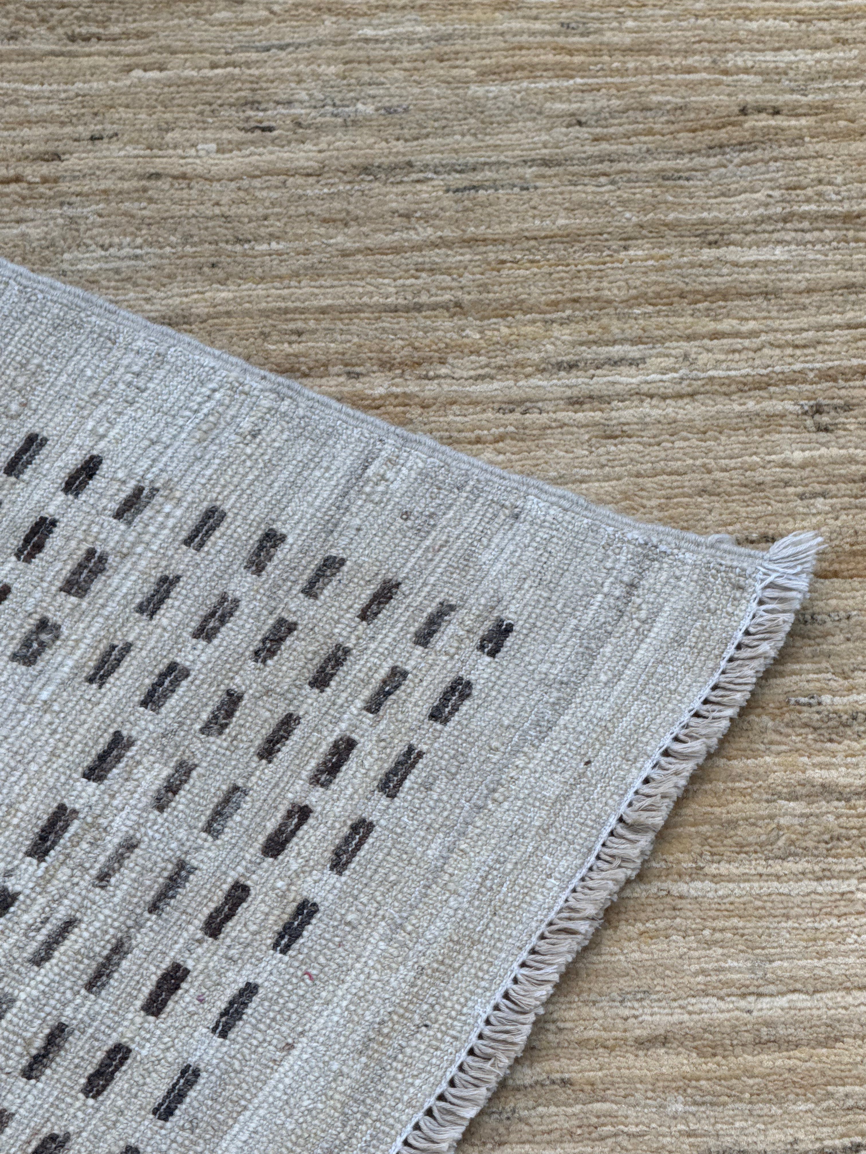 Handmade Afghan Modern Cream Rug, 225 x 145 CM