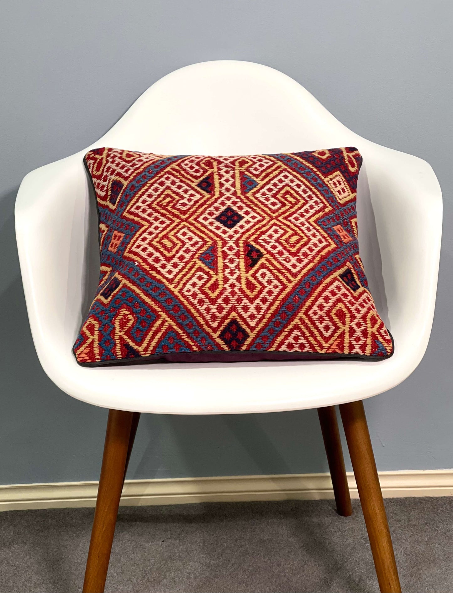 Kuchi Design Cushion 45 cm x 45 cm (Traditional) AF#122
