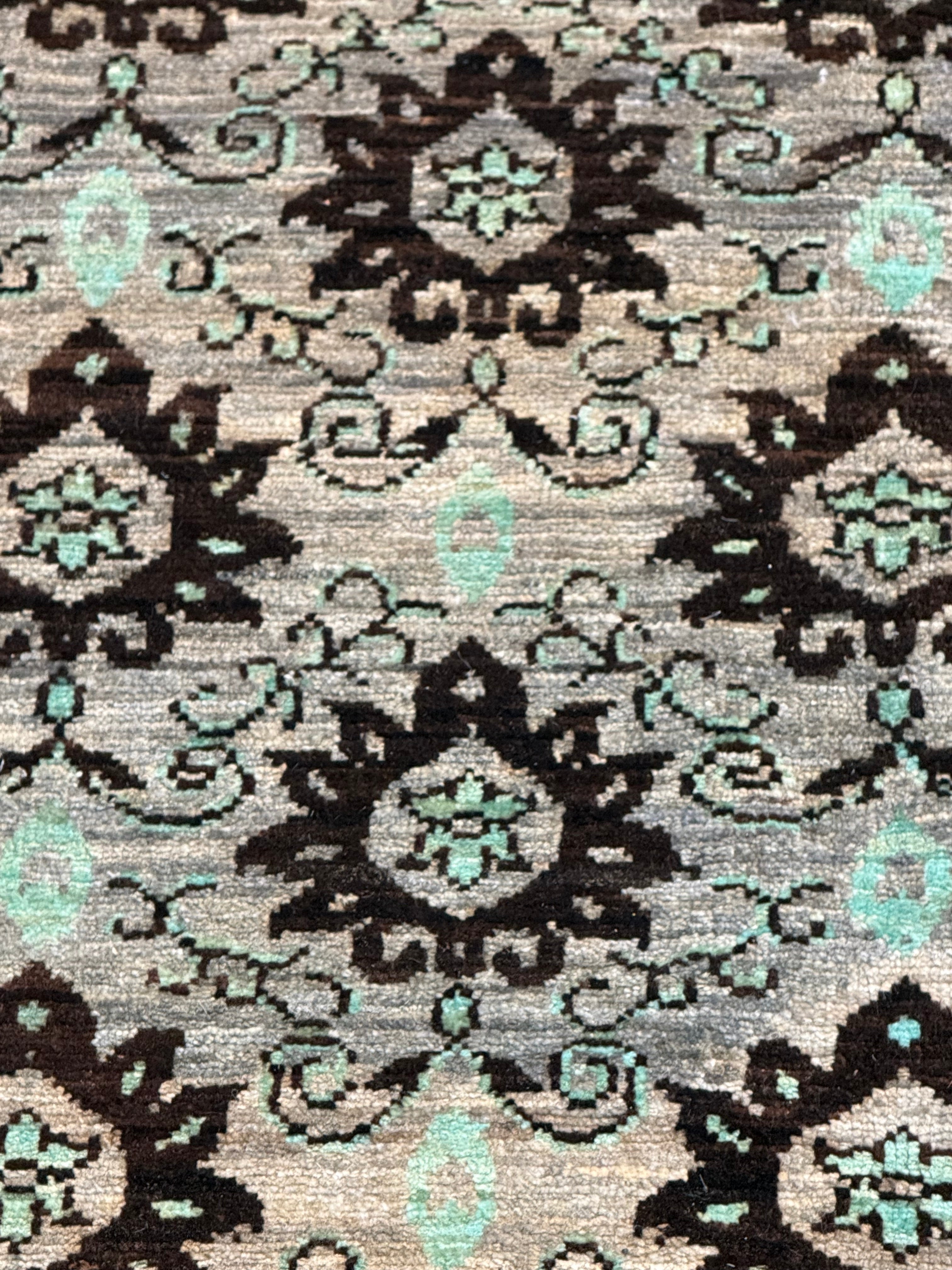 Handmade Sage Green Modern Wool Rug, 240 CM  x 170 CM