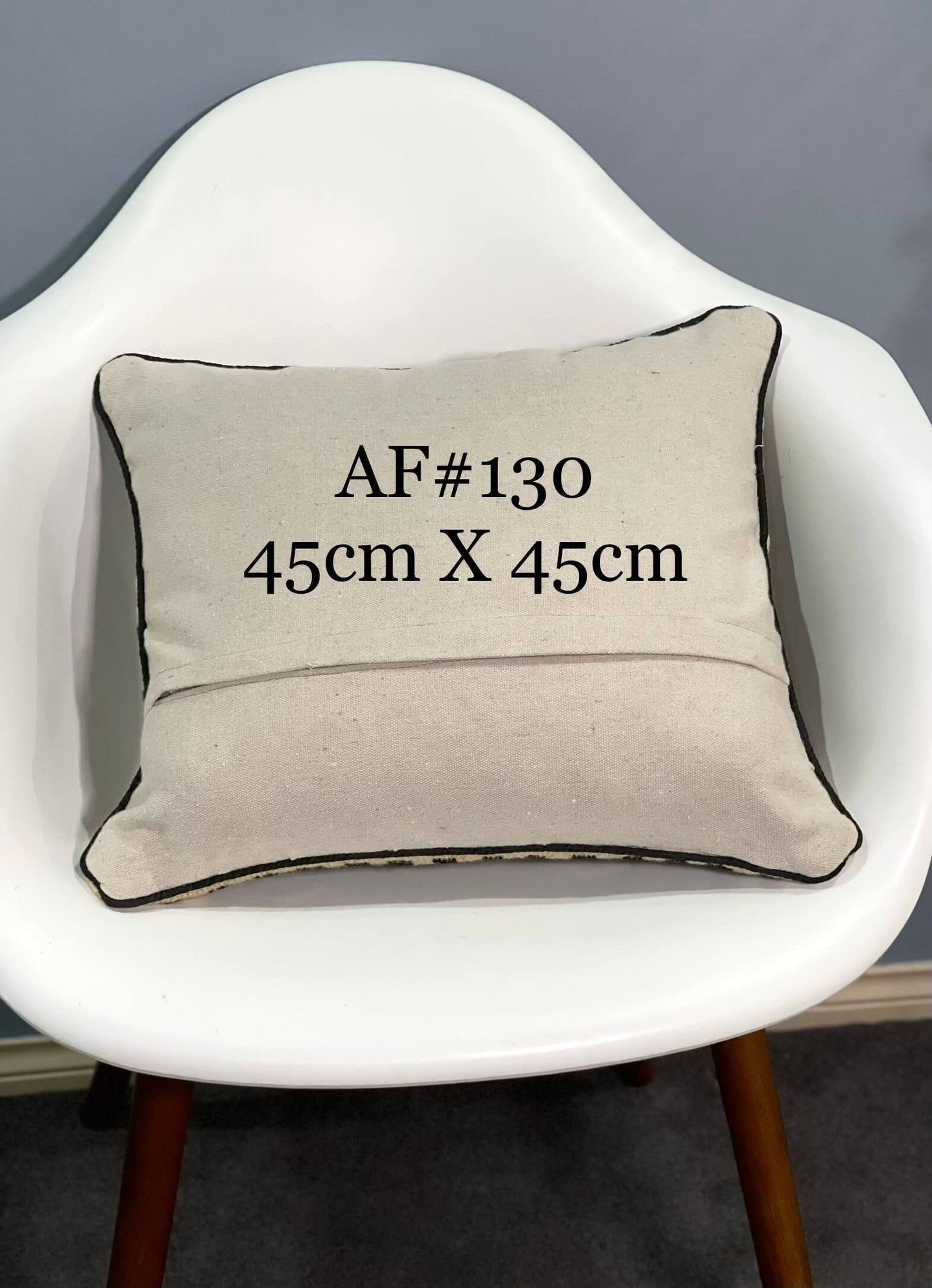 Kuchi Design Cushion 45 cm x 45 cm (Traditional) AF#129