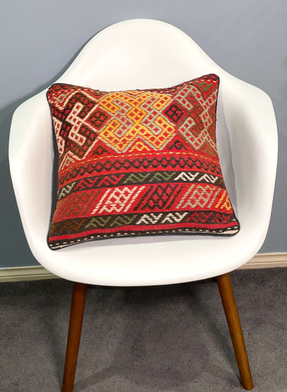 Kuchi Design Cushion 45 cm x 45 cm (Traditional) AF#131
