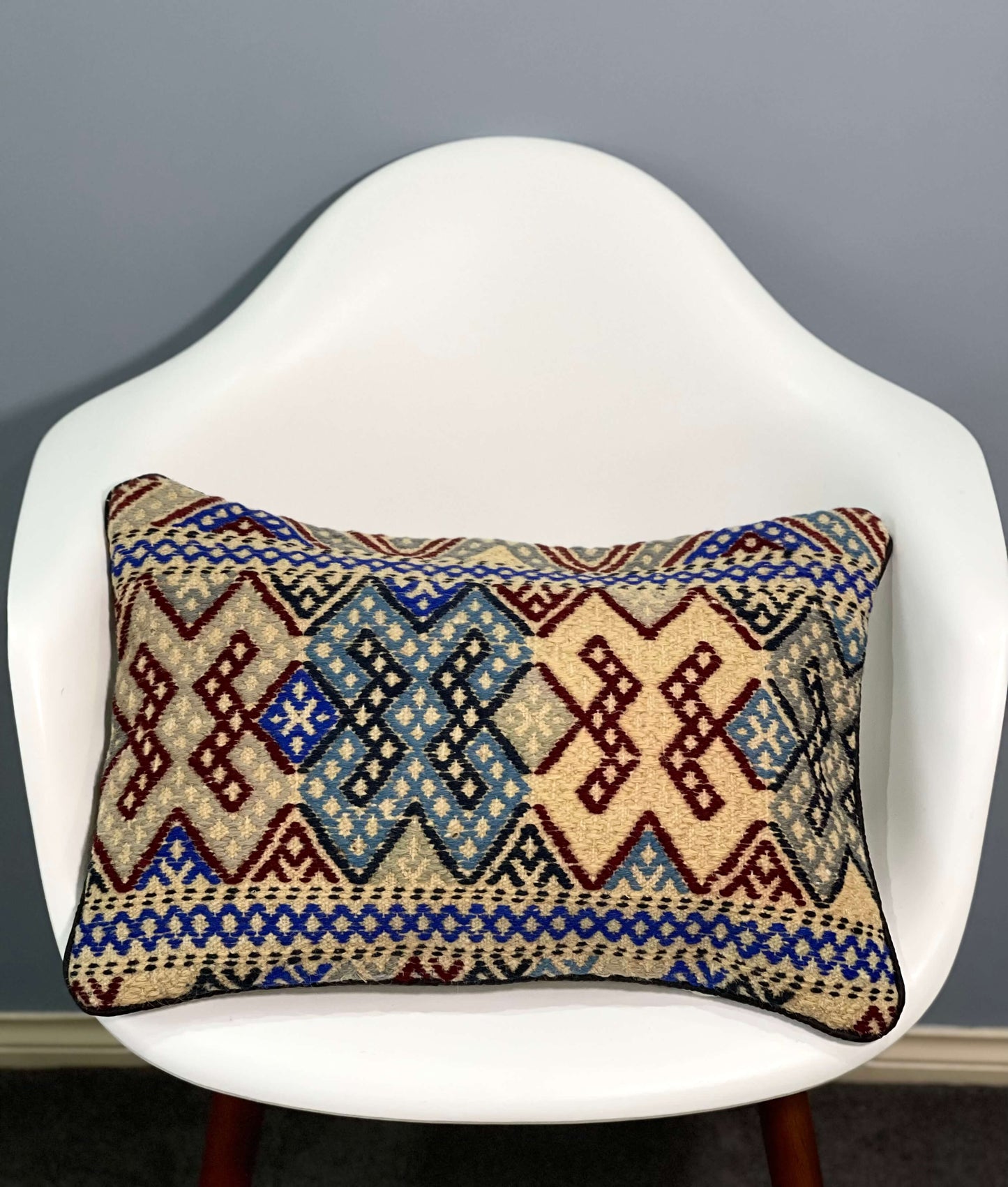 Kuchi Design Cushion 55 cm x 35 cm (Traditional) AF#134