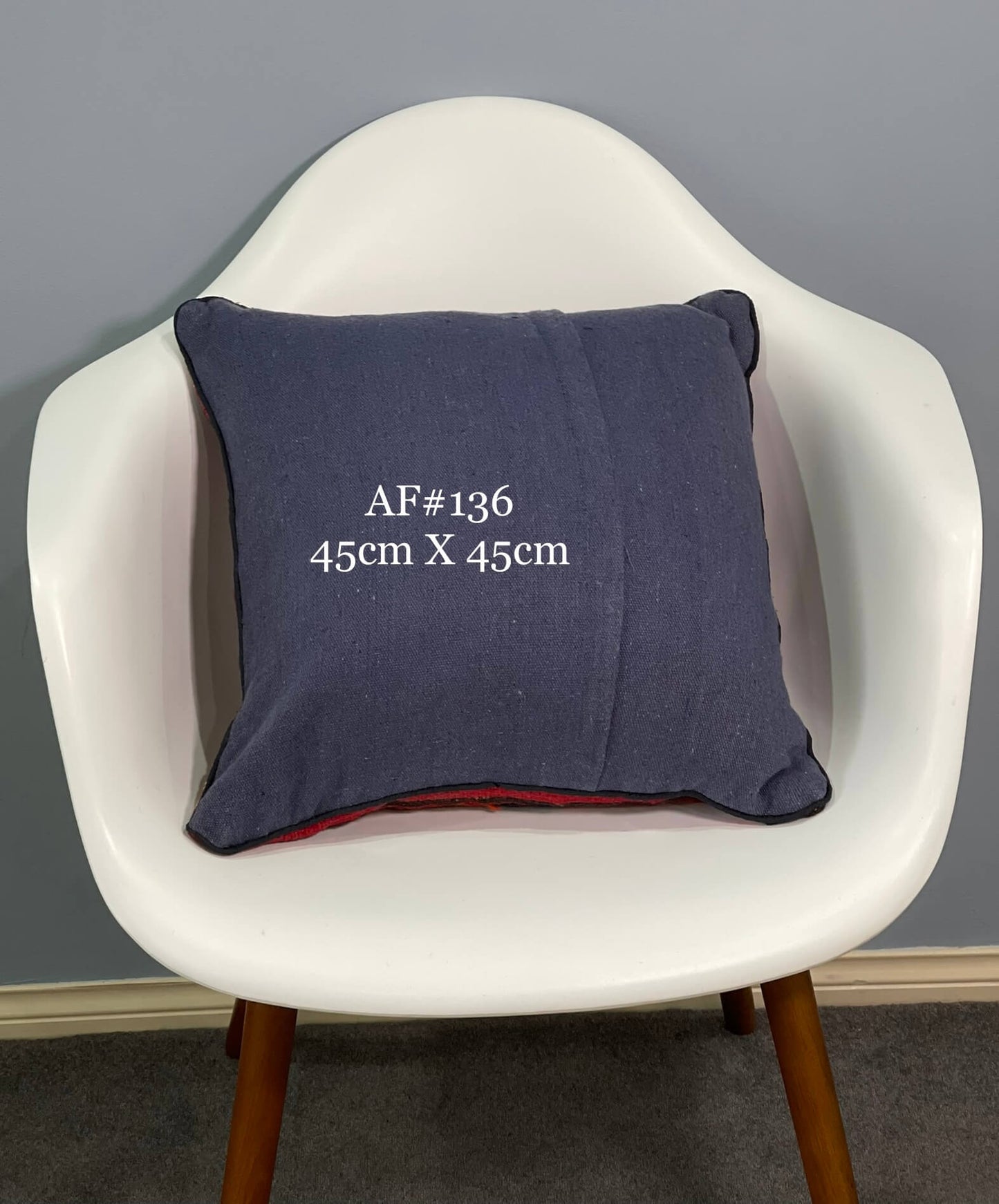 Traditional Afghan Cushion 45 cm x 45 cm (Traditional) AF#135