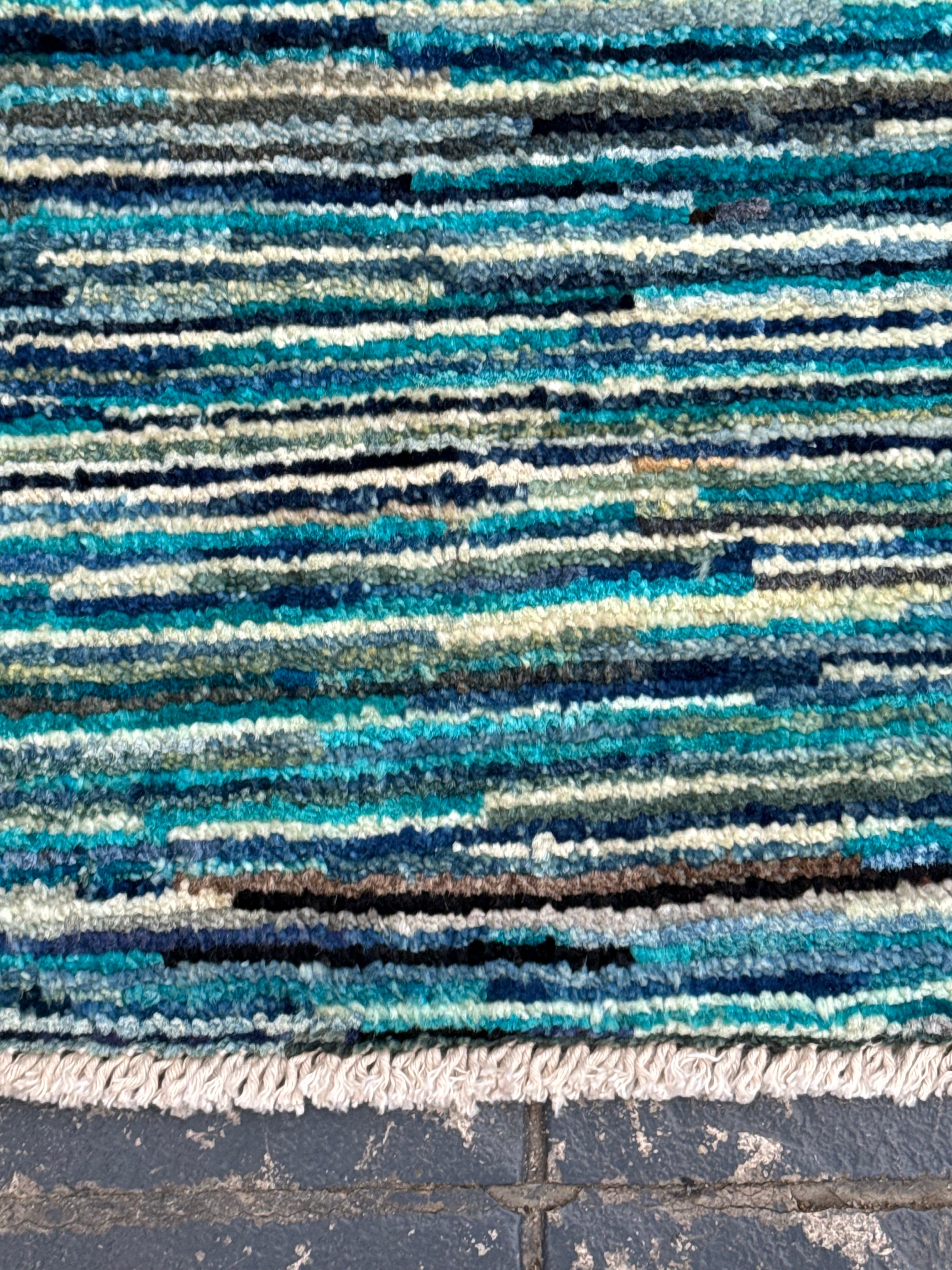 Handmade Coastal Blue Modern Wool Rug, 188 CM x 143 CM