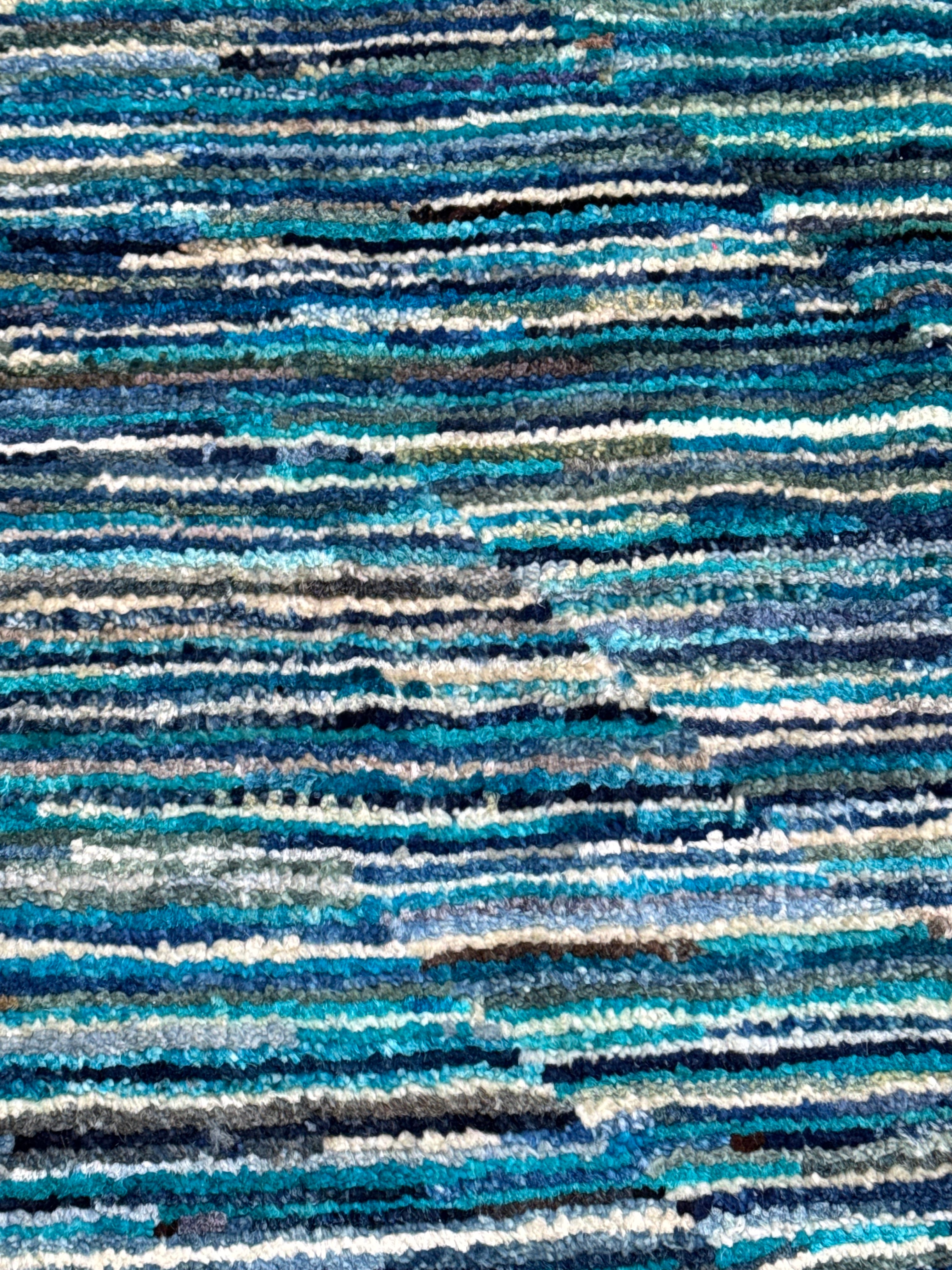 Handmade Coastal Blue Modern Wool Rug, 188 CM x 143 CM