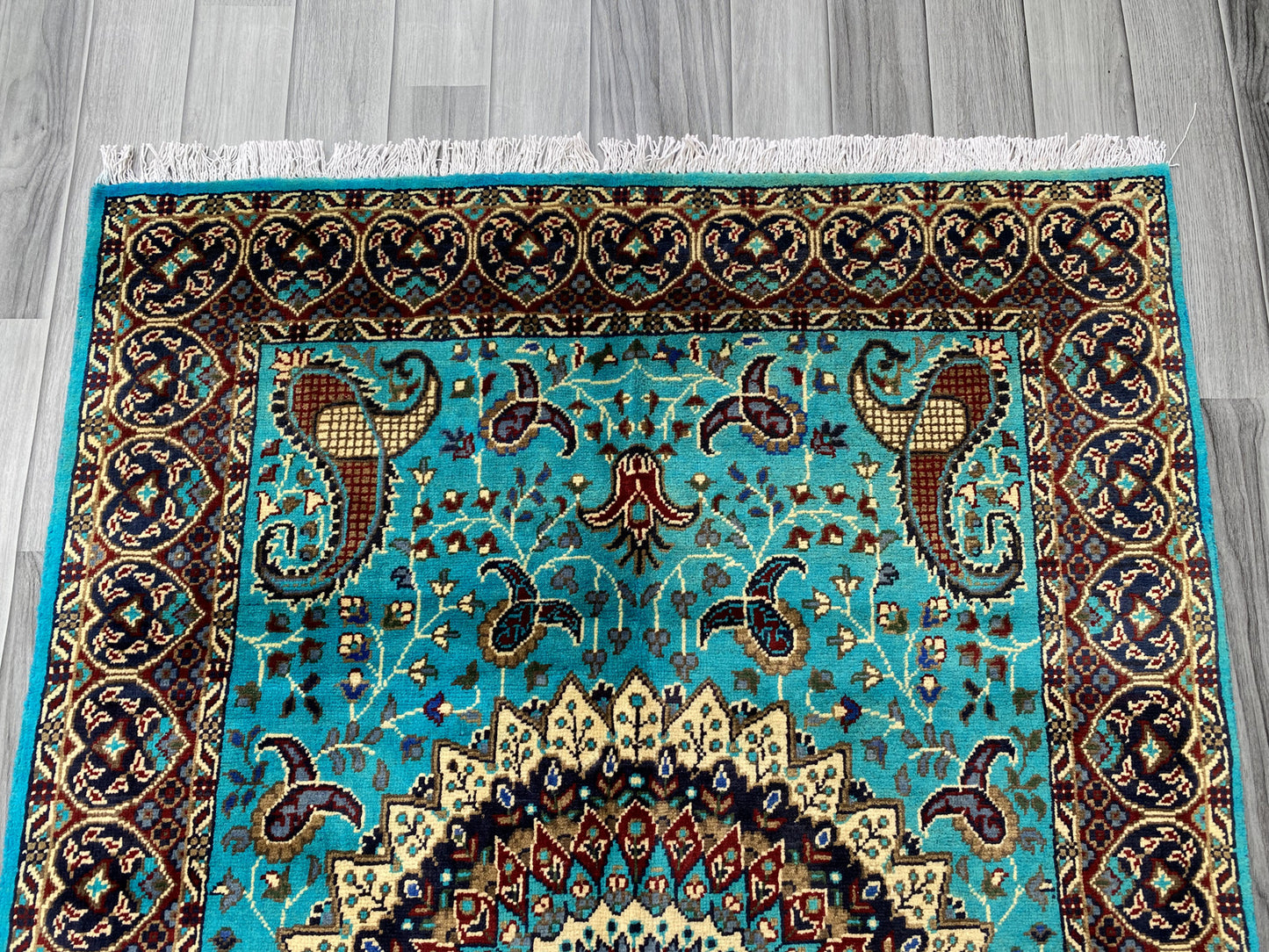 Hand Woven Traditional Rug | 156 CM x 101 CM KSM # 274