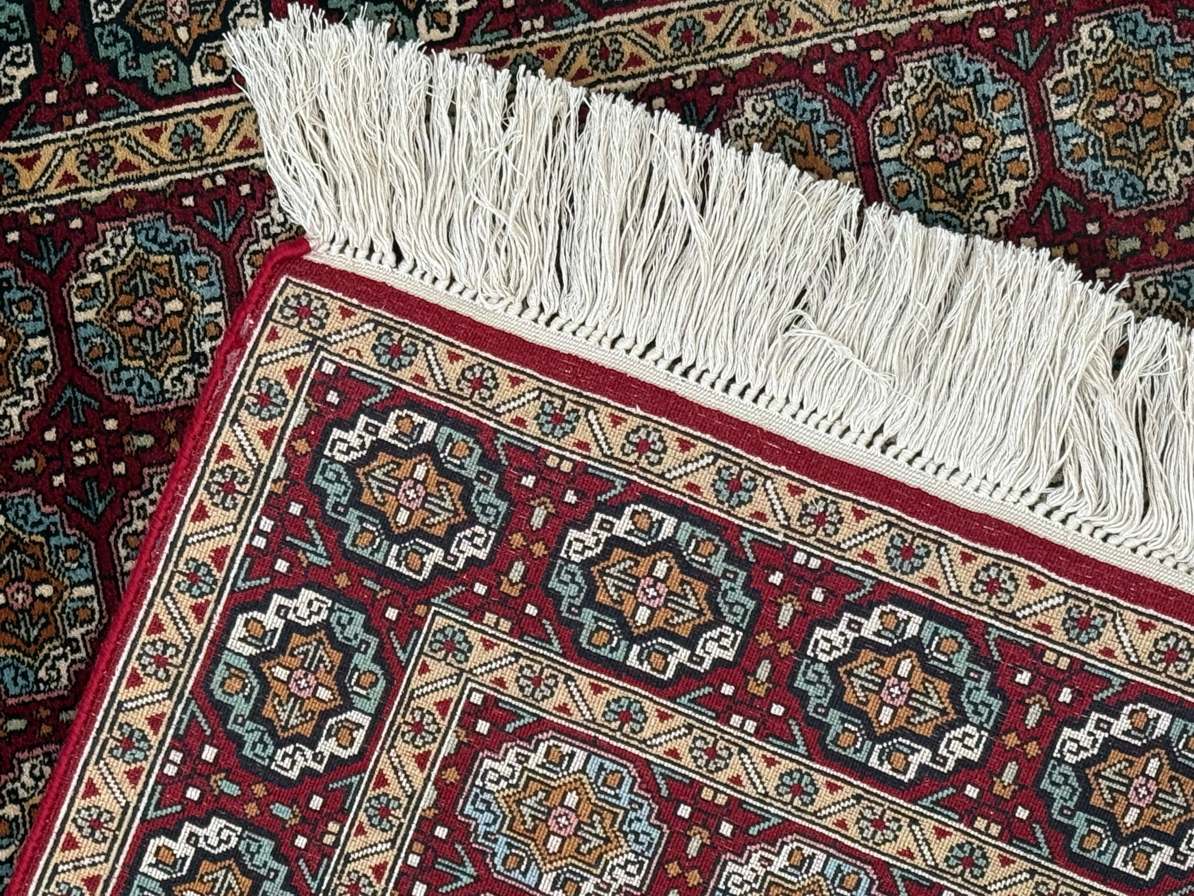 Hand Woven Kashmiri Silk Rug 120 CM x 80 CM SK#3000