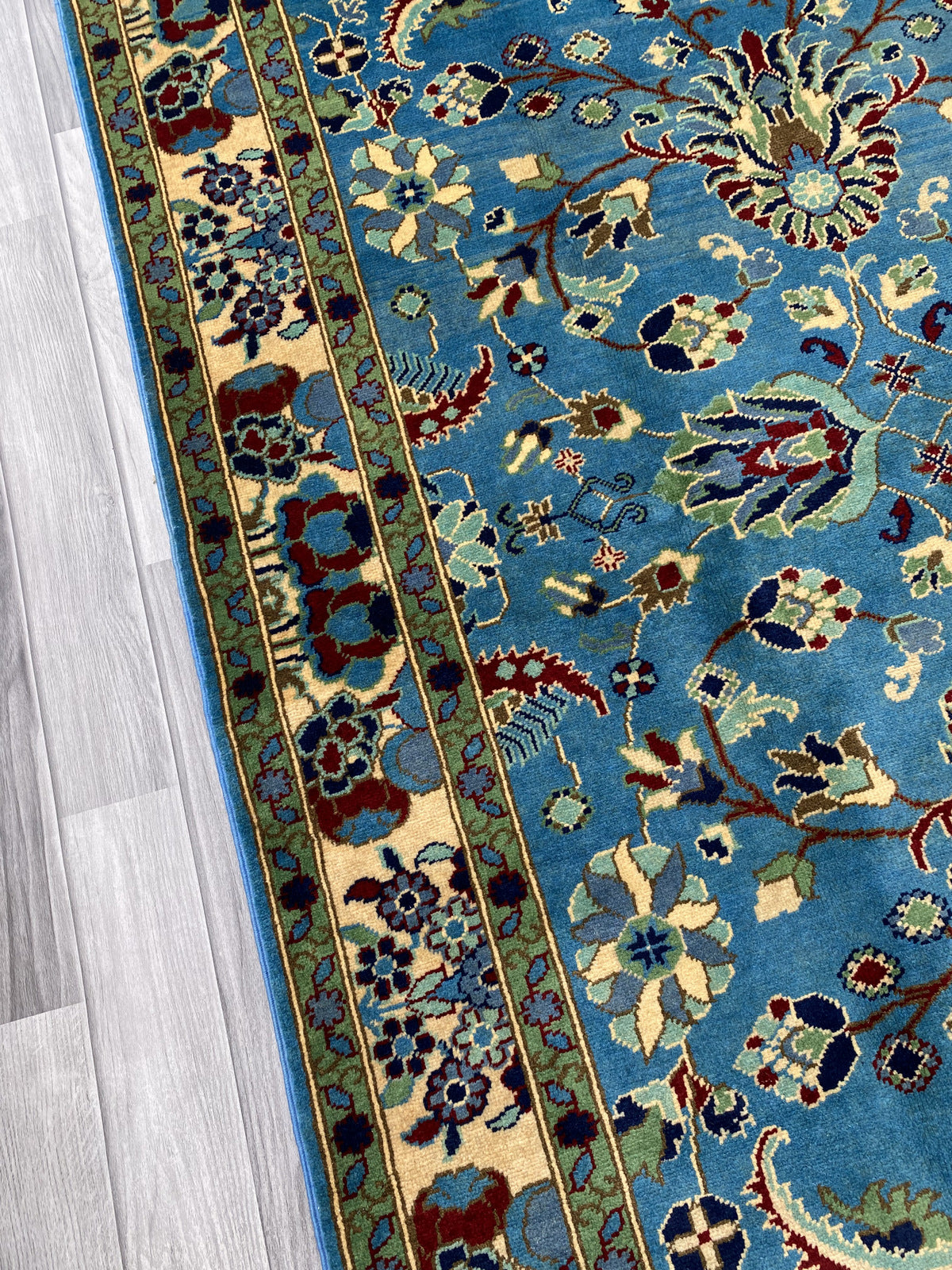 Hand Woven Traditional Rug | 173 CM x 129 CM KSM # 313