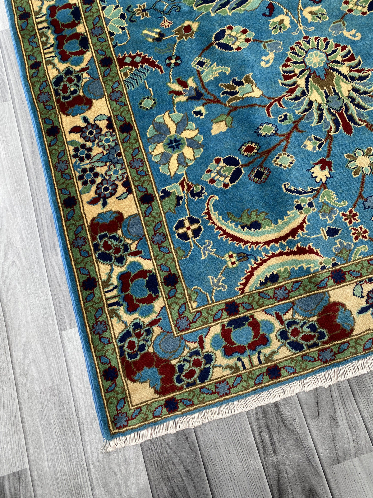Hand Woven Traditional Rug | 173 CM x 129 CM KSM # 313