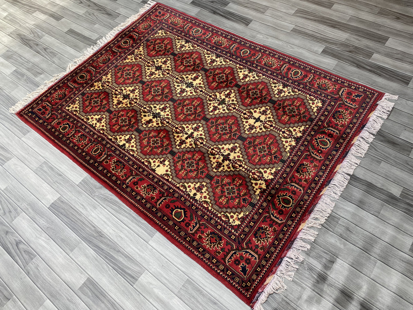 Hand Woven Traditional  Rug | 196 CM x 149 CM KSM # 301