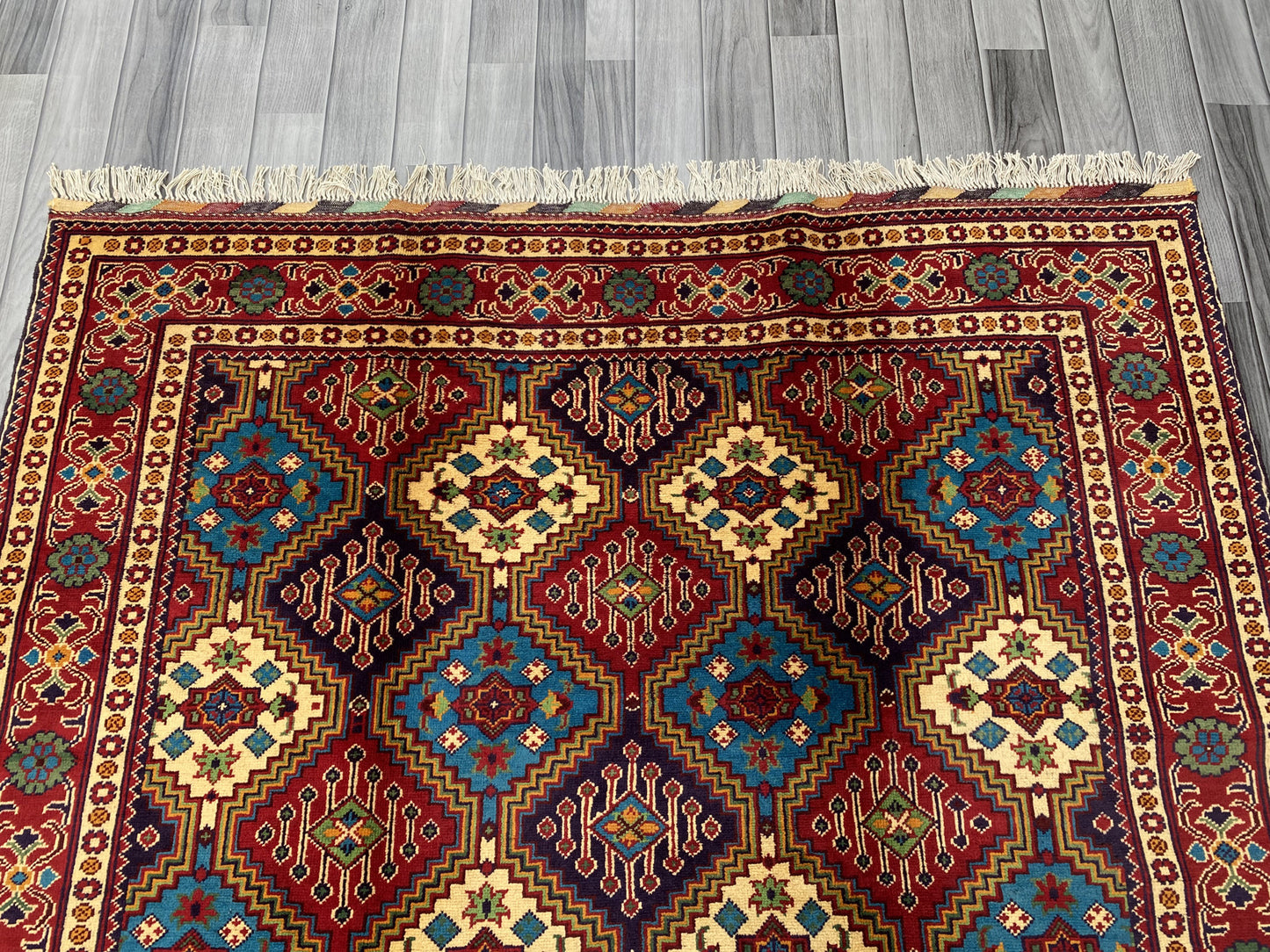 Hand Woven Traditional  Rug | 210 CM x 154 CM KSM # 3113