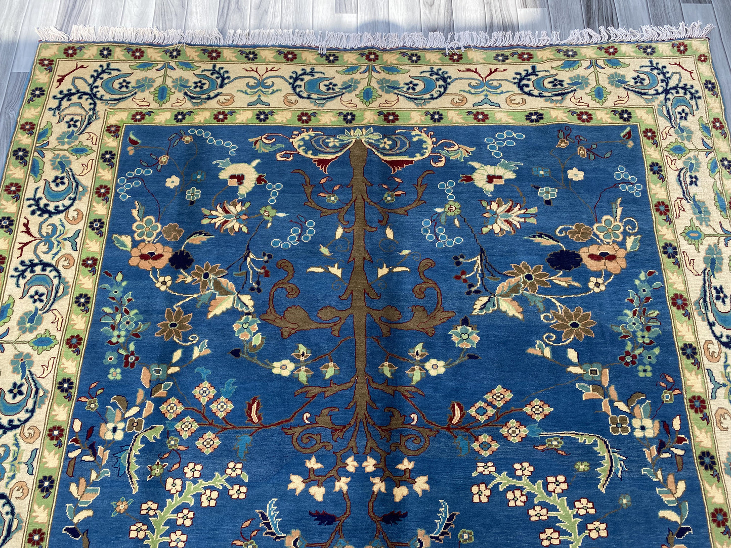 Hand Woven Traditional  Rug | 290 CM x 201 CM KSM # 1399