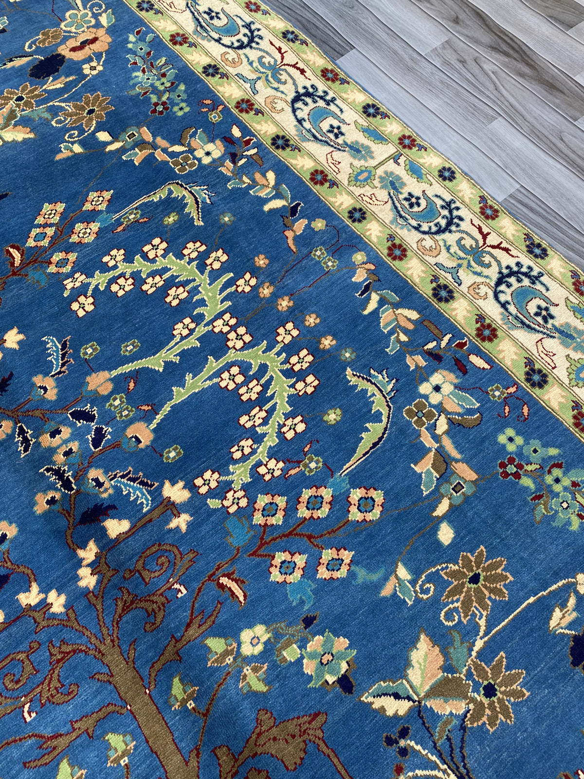 Hand Woven Traditional  Rug | 290 CM x 201 CM KSM # 1399