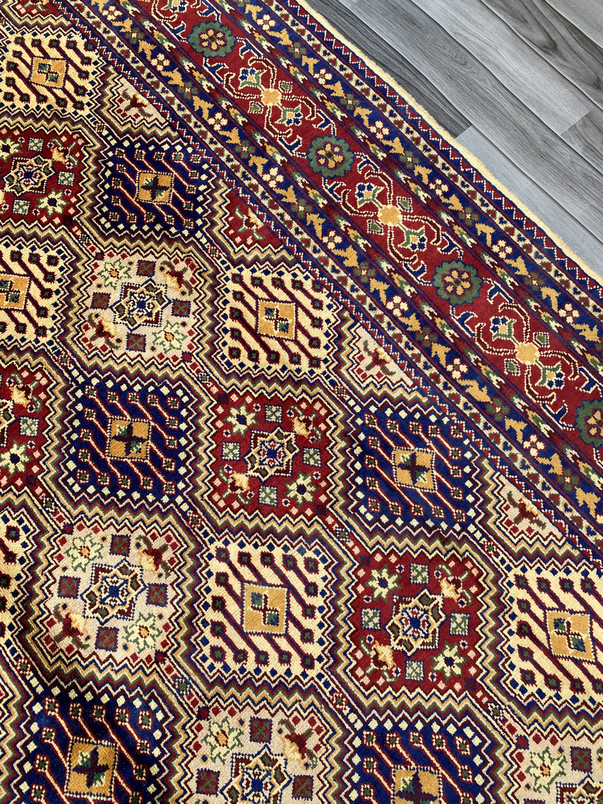 Hand Woven Traditional  Rug | 296 CM x 204 CM KSM # 3184