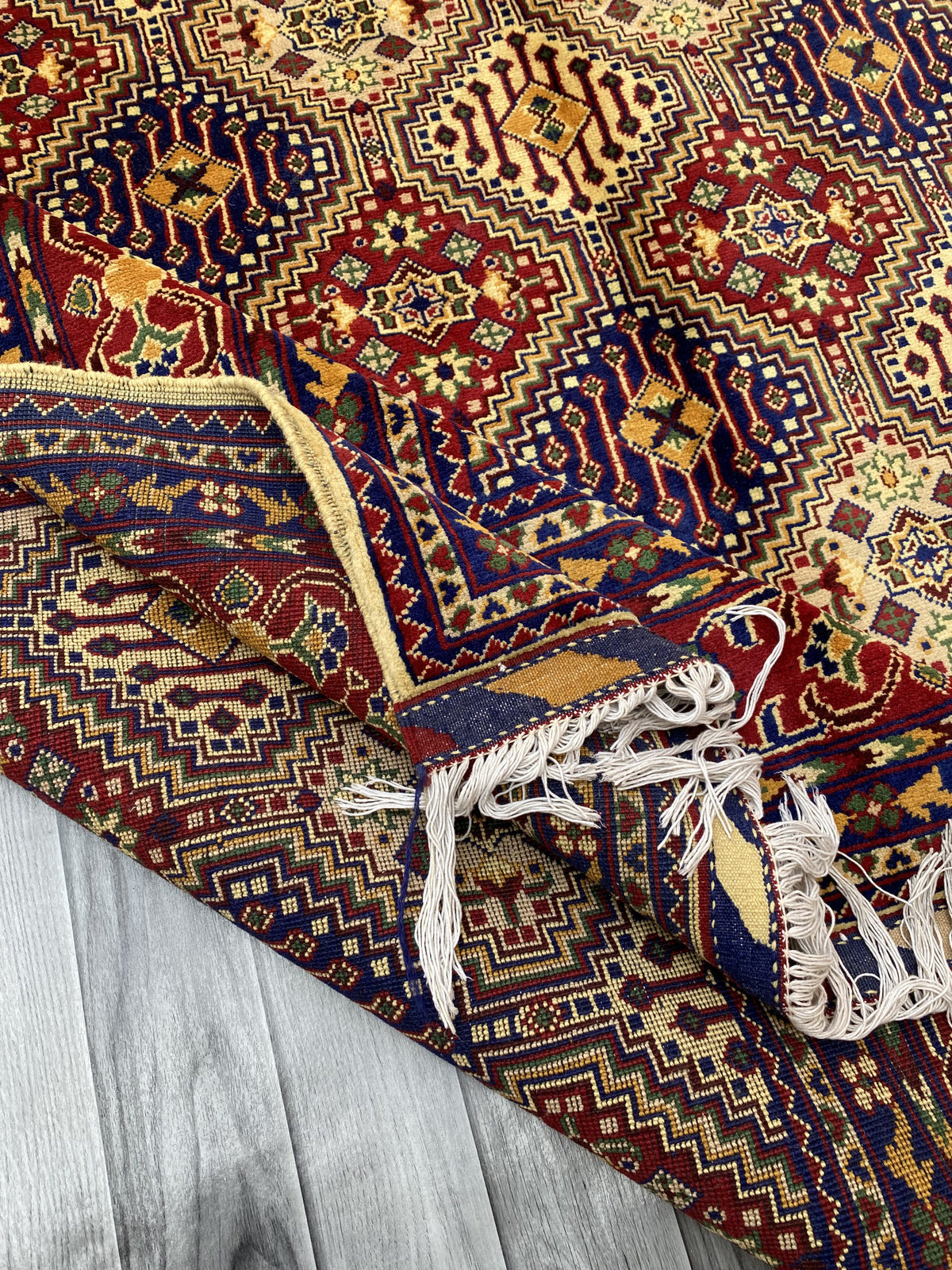 Hand Woven Traditional  Rug | 296 CM x 204 CM KSM # 3184