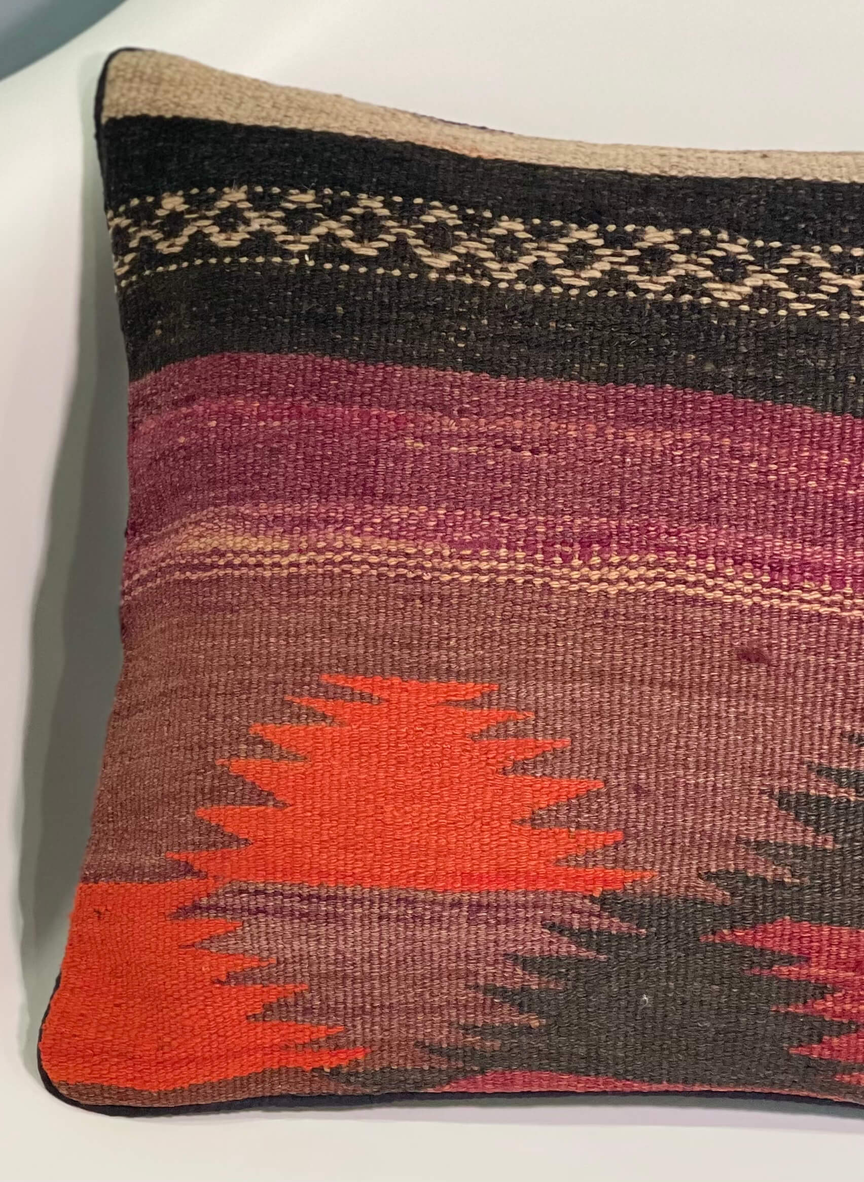 Traditional Design Cushion Cover 40cm X 40cm AF#247