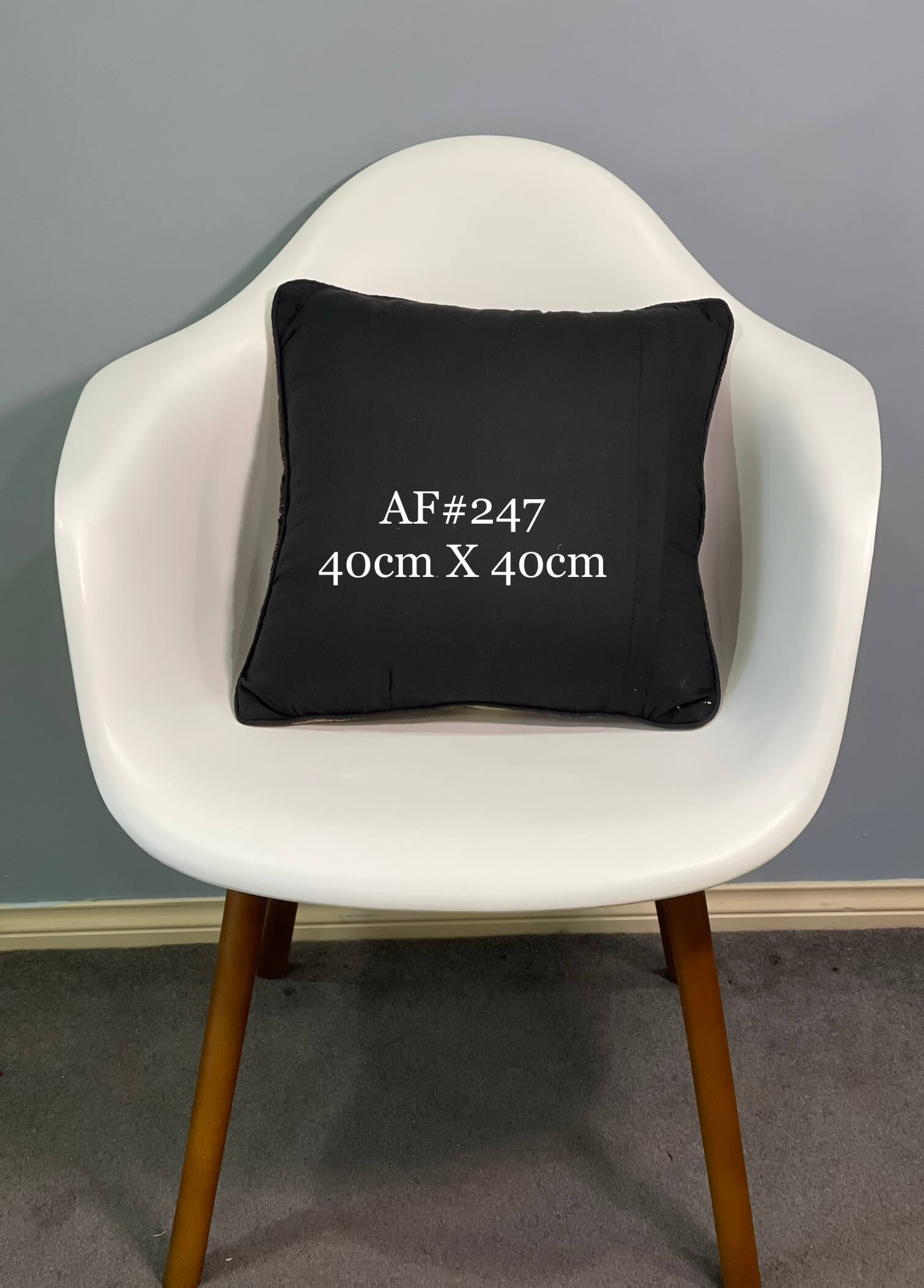 Traditional Design Cushion Cover 40cm X 40cm AF#247
